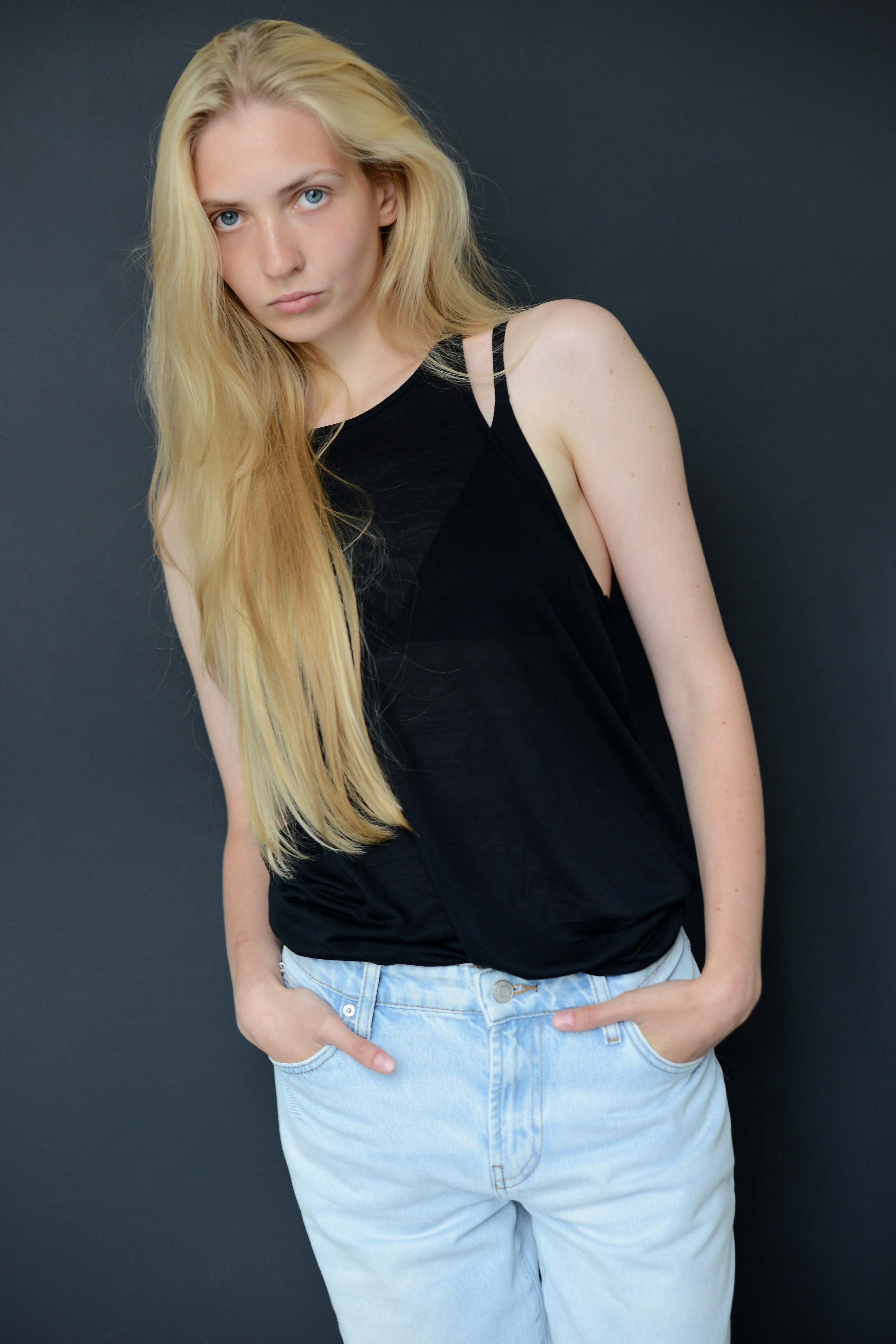 Vlada. ㅤ