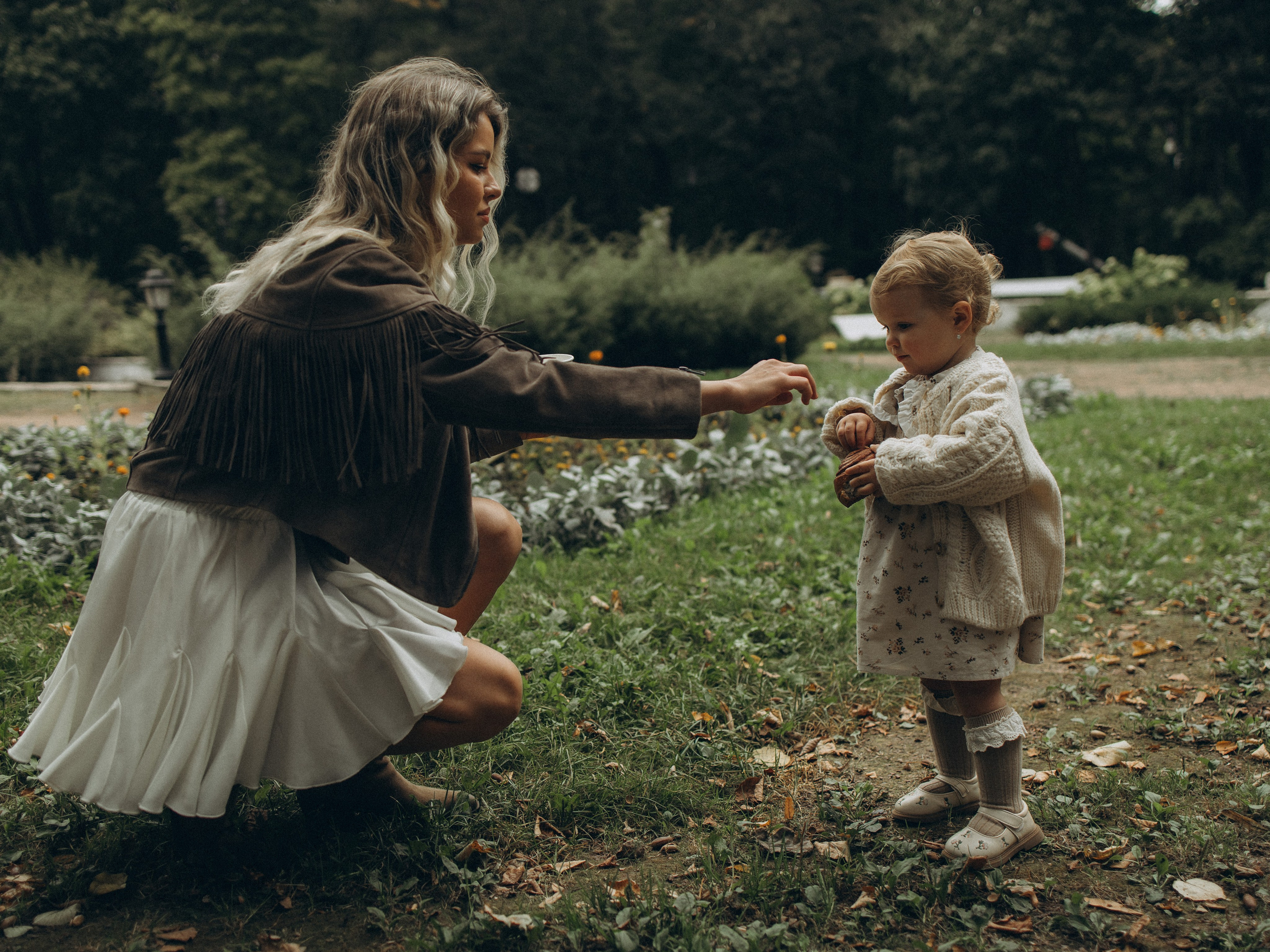 Осенняя история. Вика и Стеша. Фотограф Дарья Соколовская