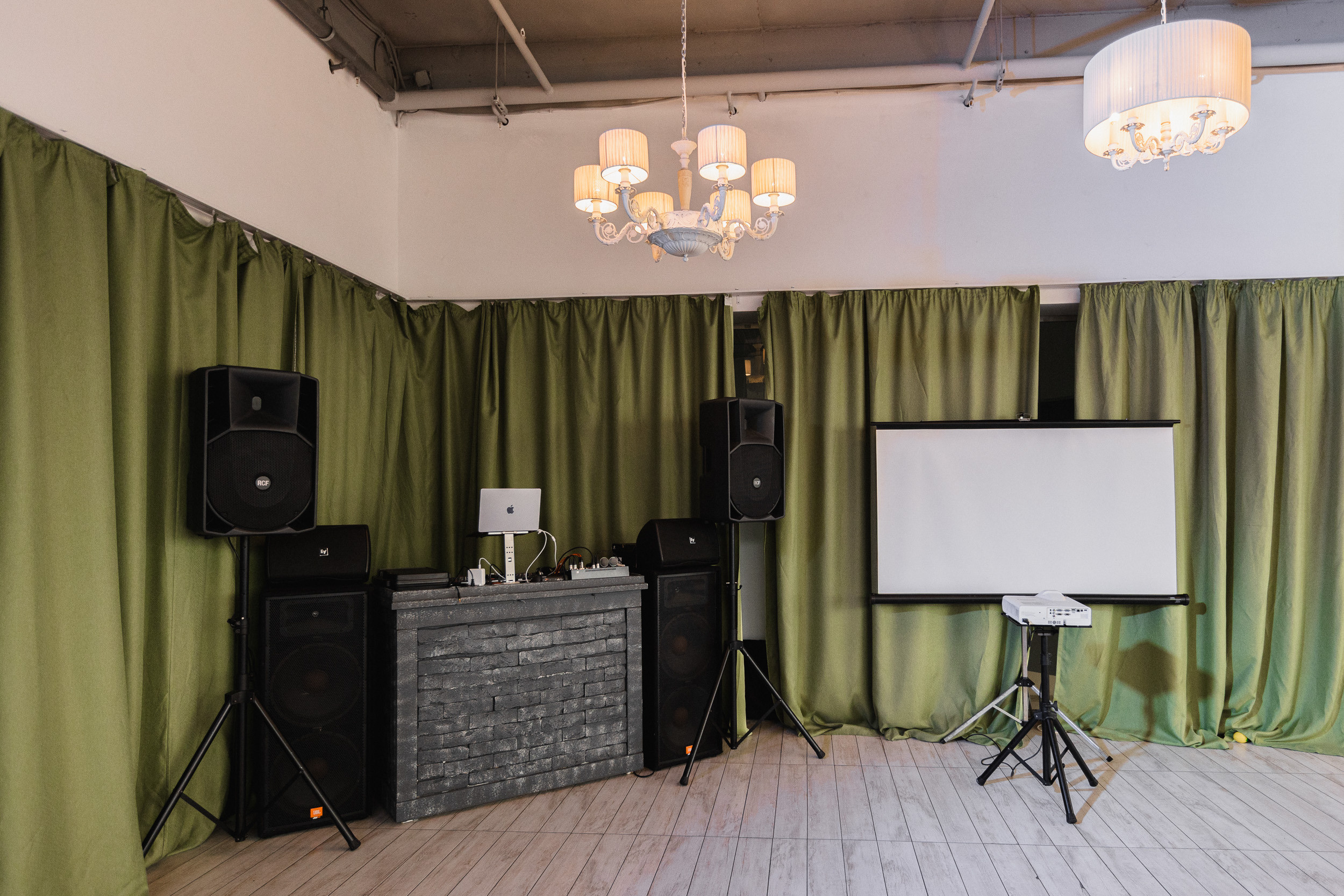 Ресторан Mishkin Mishkin. Профессиональный фотограф Иван Низиенко