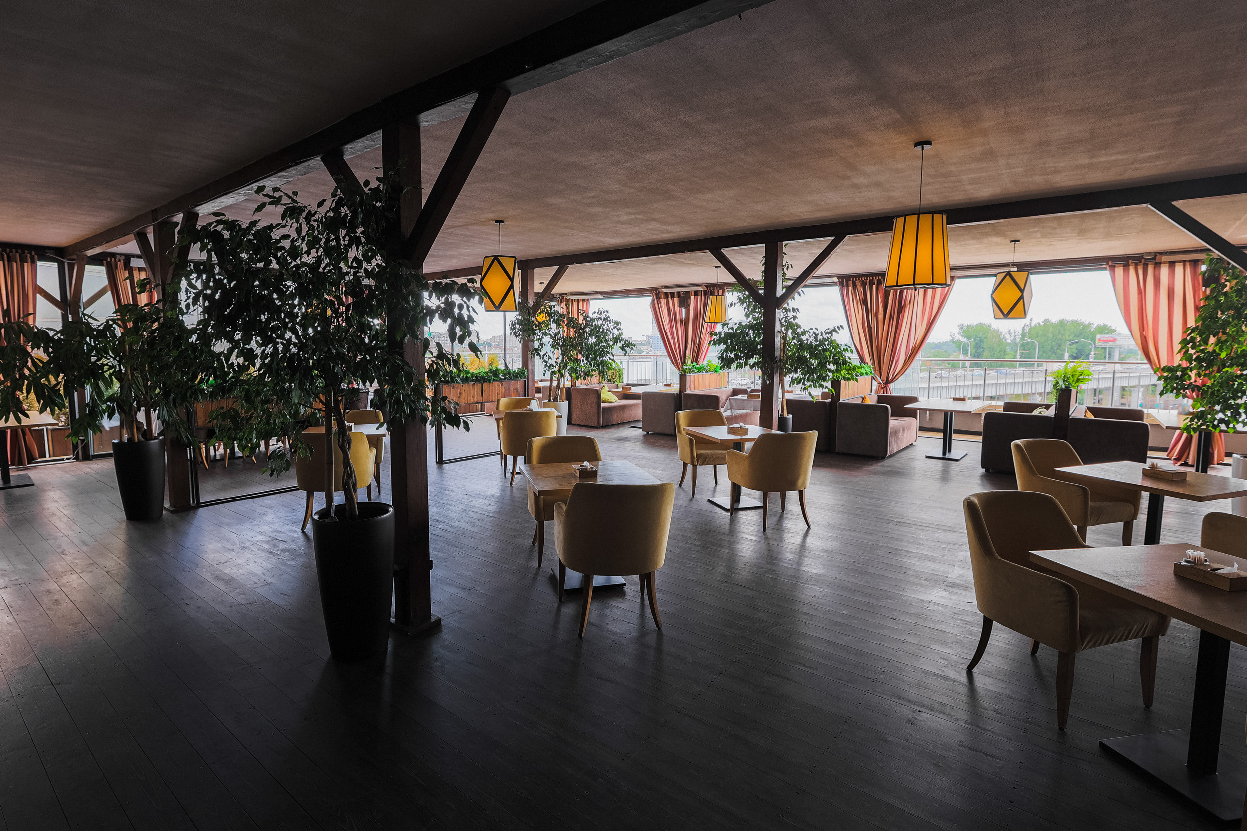 Ресторан Mishkin Mishkin. Профессиональный фотограф Иван Низиенко