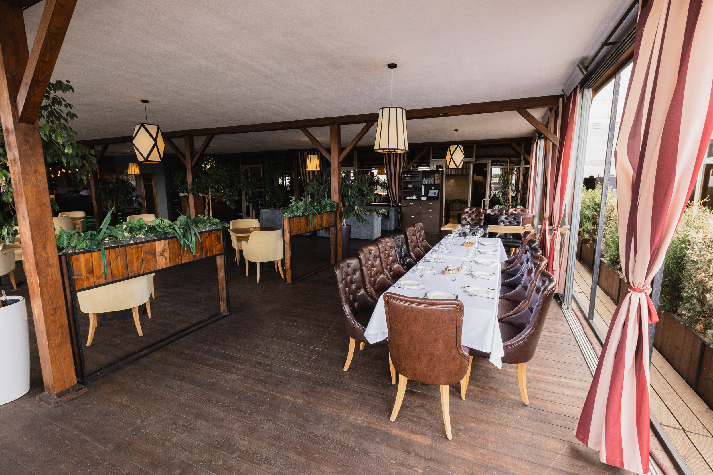 Ресторан Mishkin Mishkin. Профессиональный фотограф Иван Низиенко