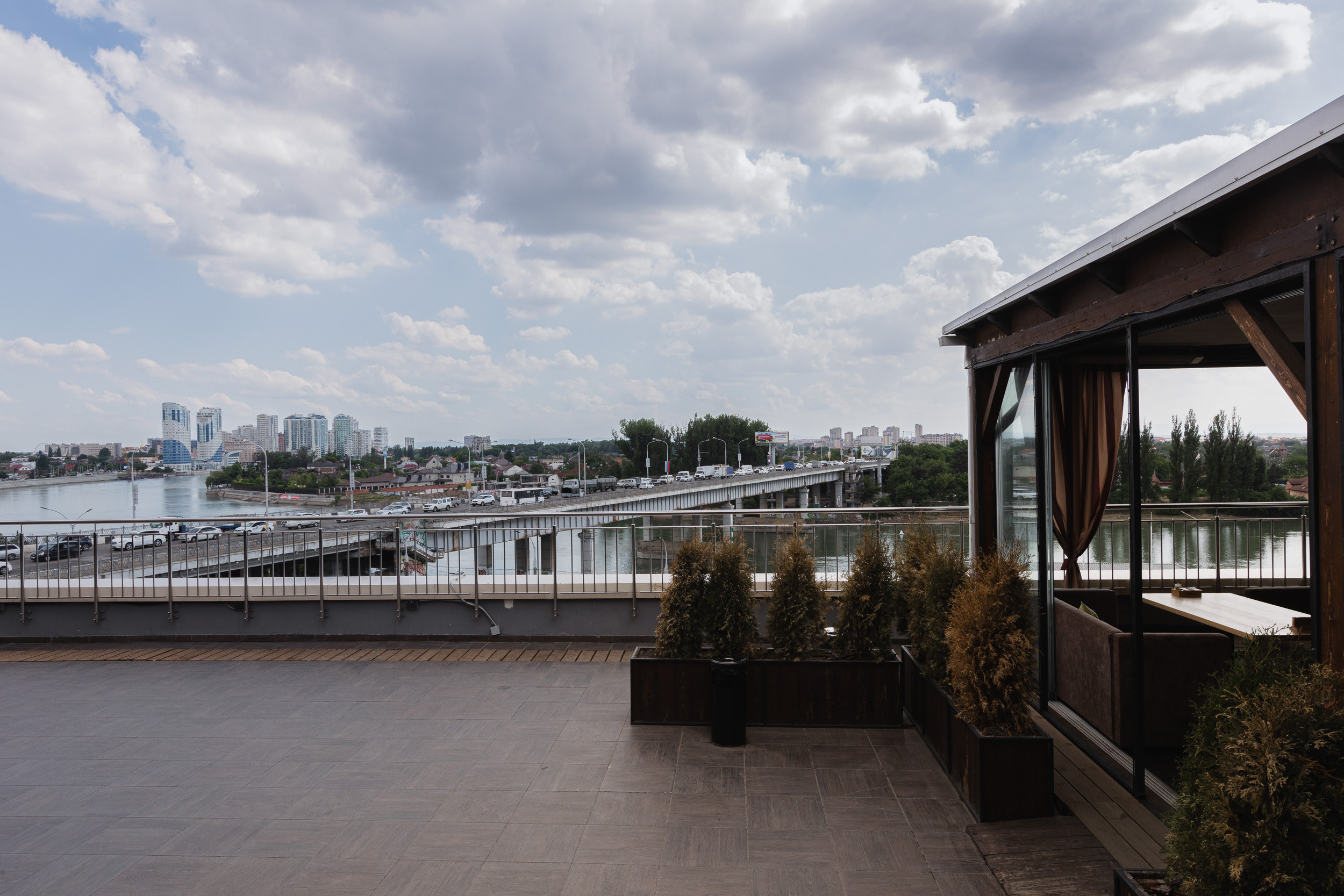 Ресторан Mishkin Mishkin. Профессиональный фотограф Иван Низиенко