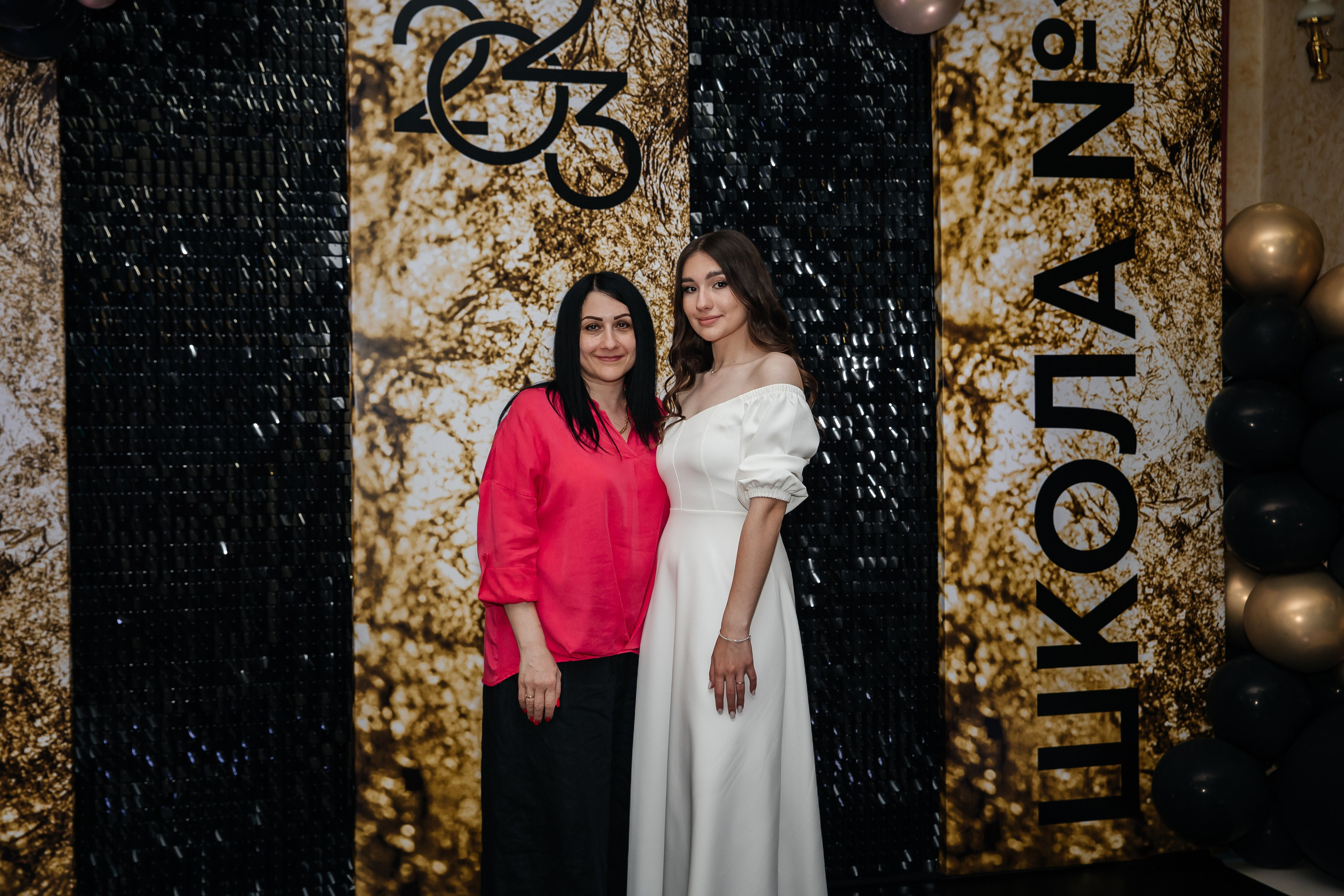 Выпускной 11 класс. Фотограф Любава Колесник. Выпускные альбомы в Крымском районе