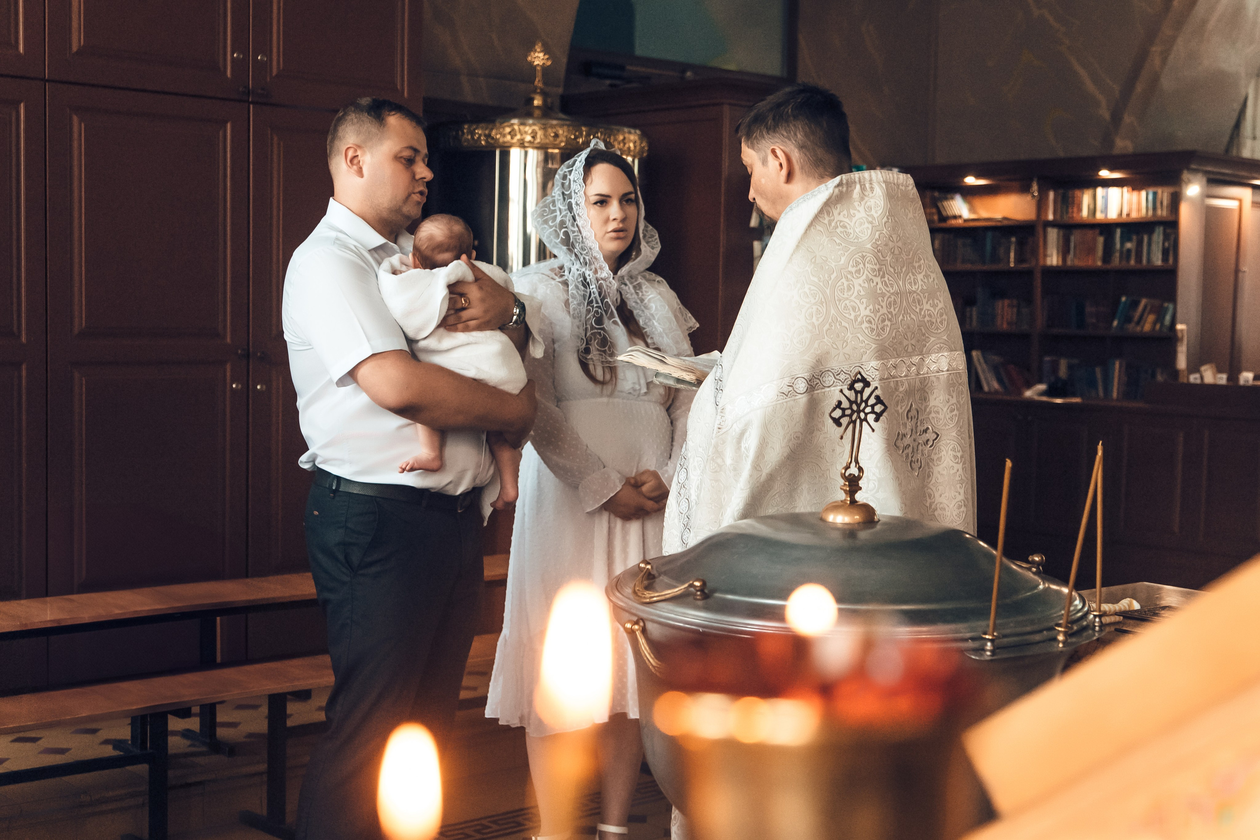 Крещение Василисы. Семейный фотограф в Калуге Ирина Ушакова. Фотограф на роды