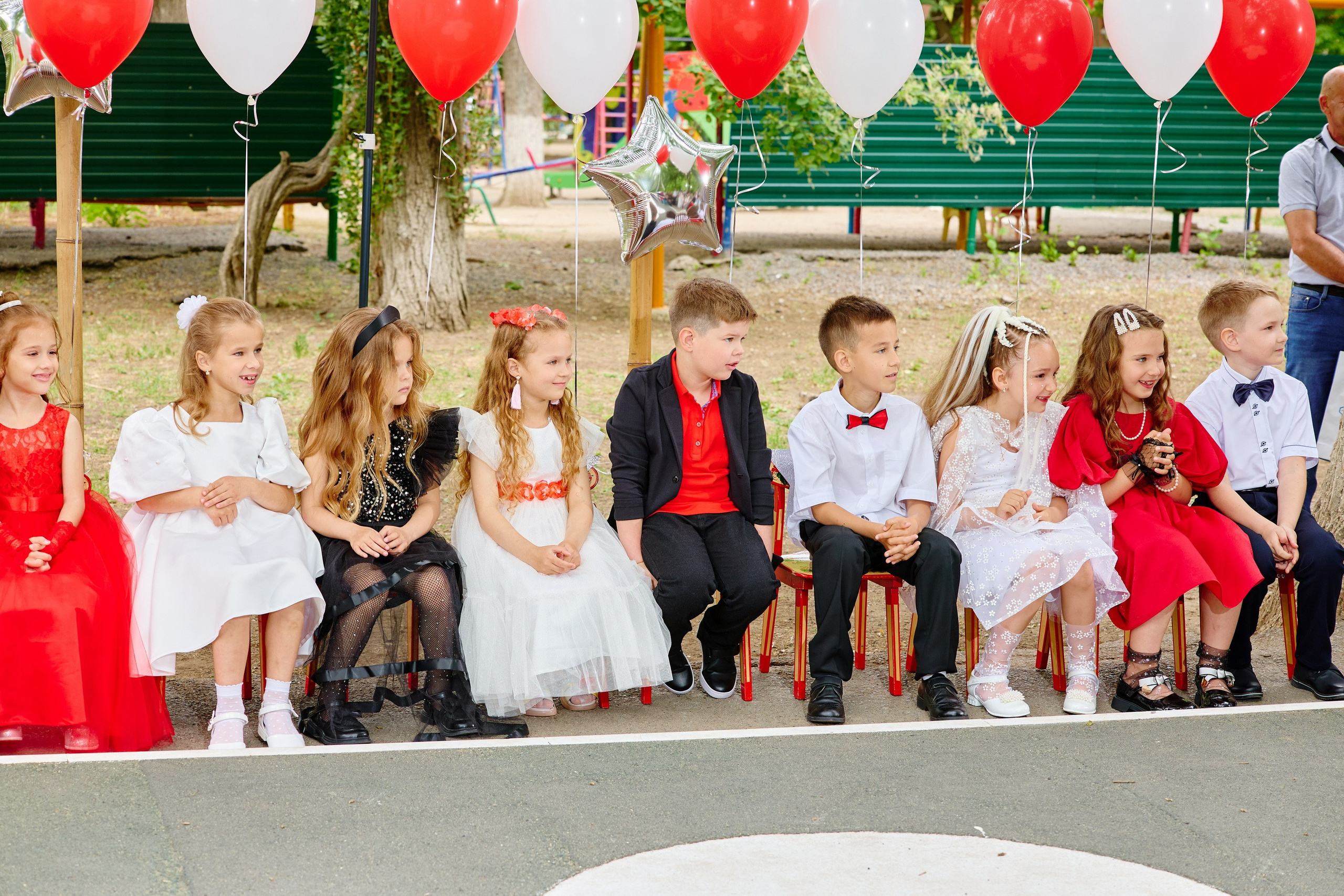 Выпускной 45 сад. Фотограф Выпускные альбомы Таганрог Сергей Коробченко