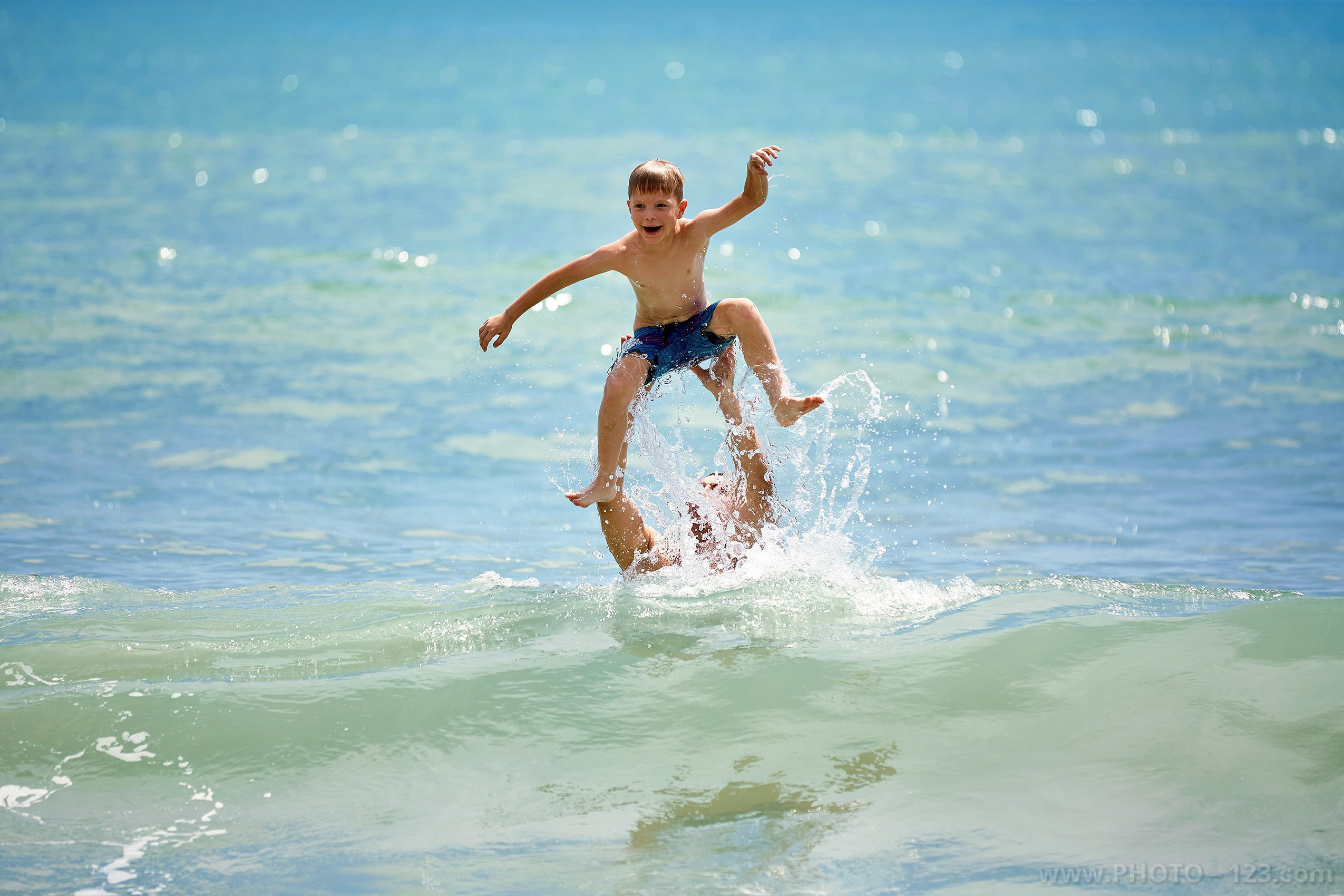 Family connection, tropical beauty — Nha Trang portraits