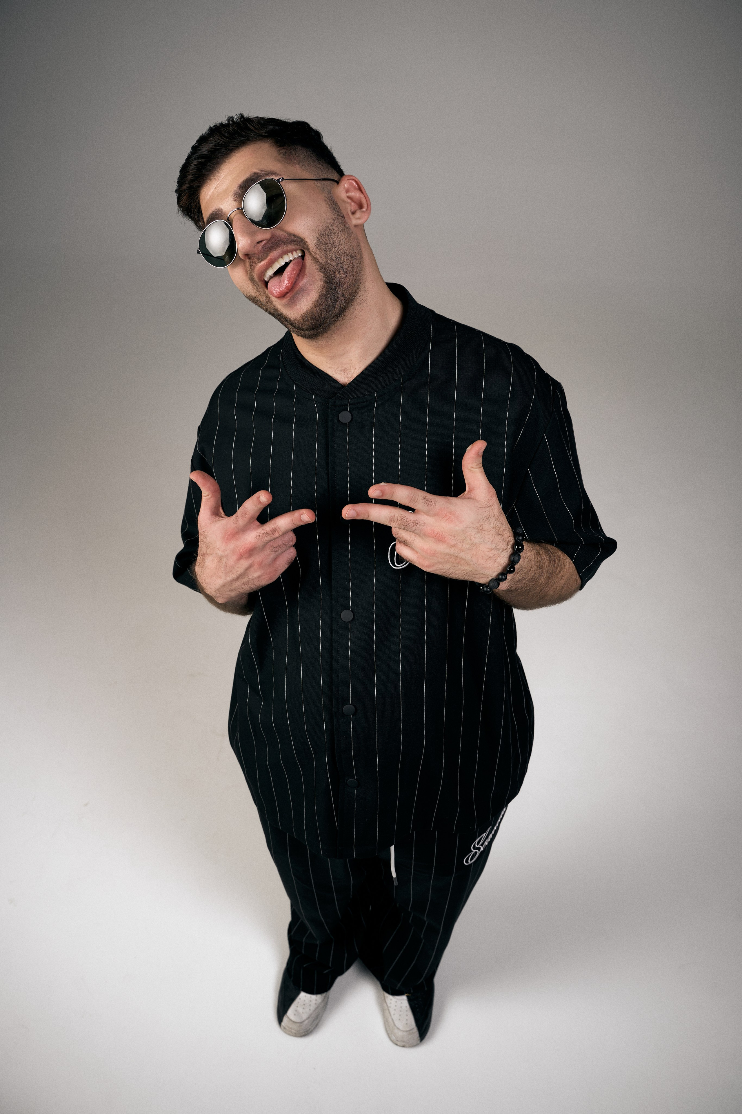 TIMANIO. Фотограф