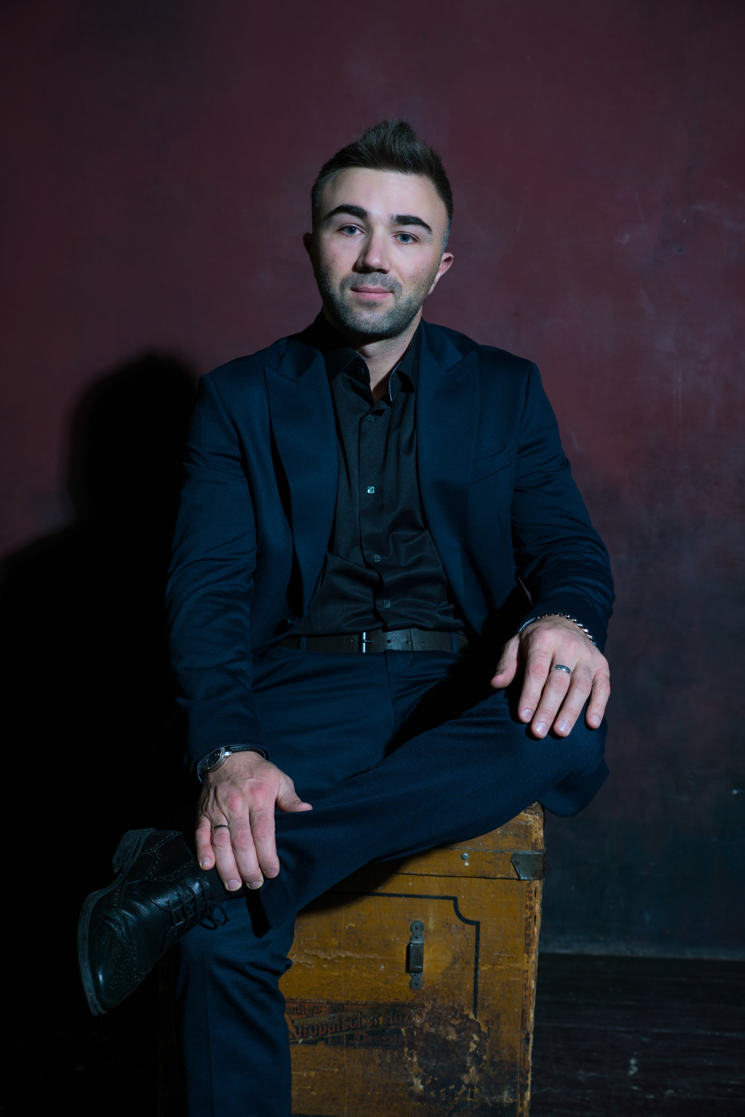 Ведущий Илья. Фотограф