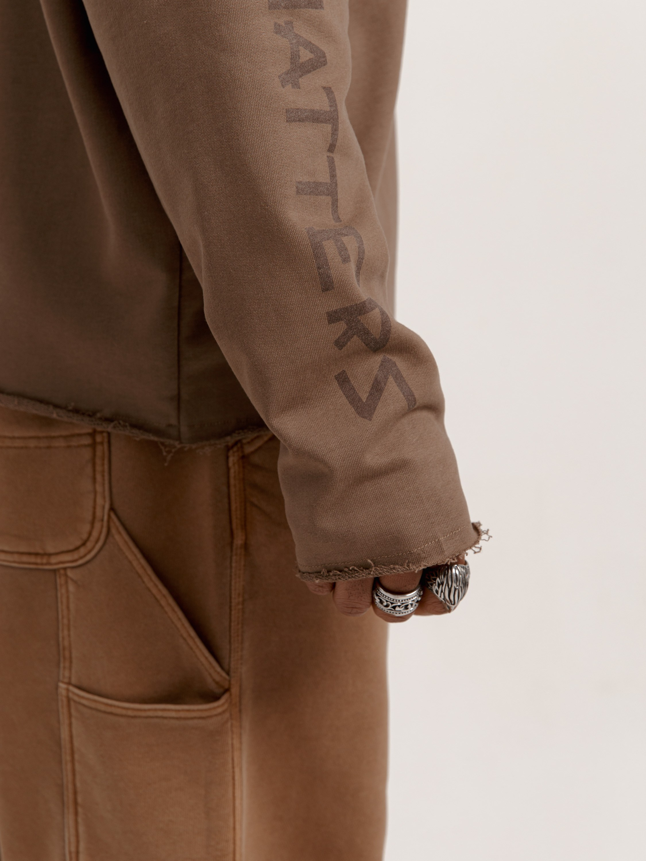 SAGIROV. Коммерческий фотограф для брендов в Москве