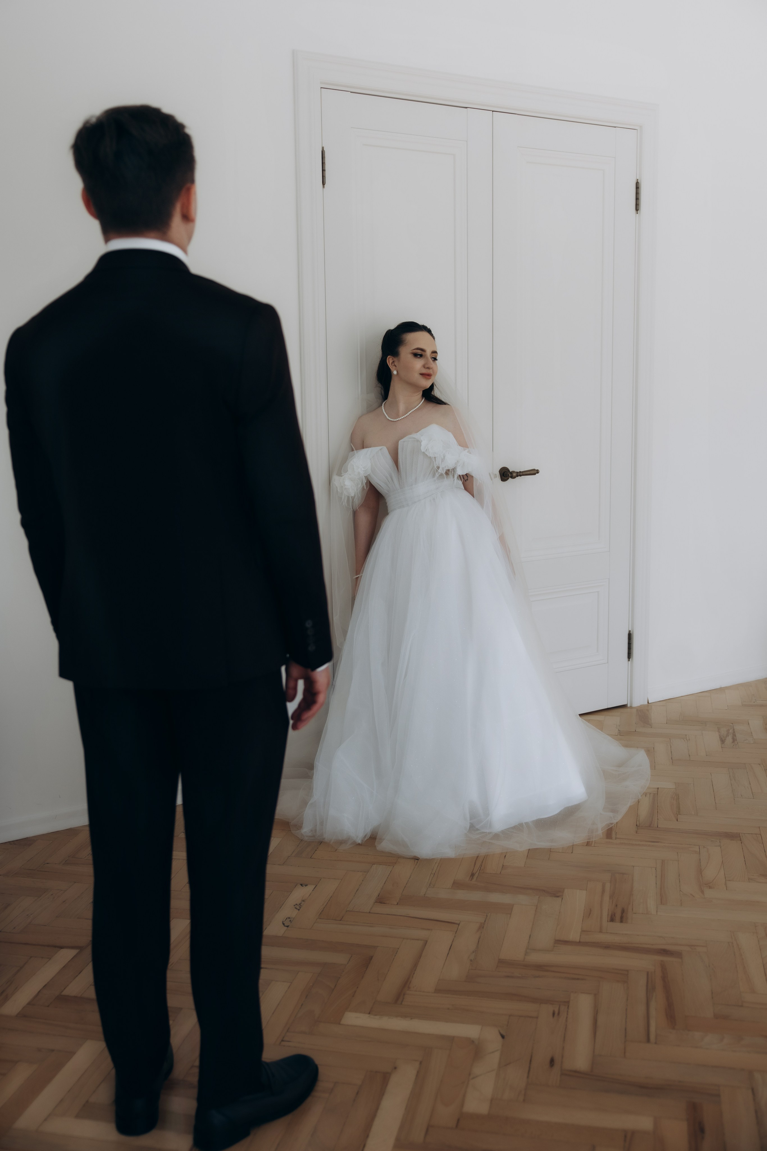 Свадебная фотосъемка в Пензе: Ольга и Владислав в отеле и студии «Перспектива»