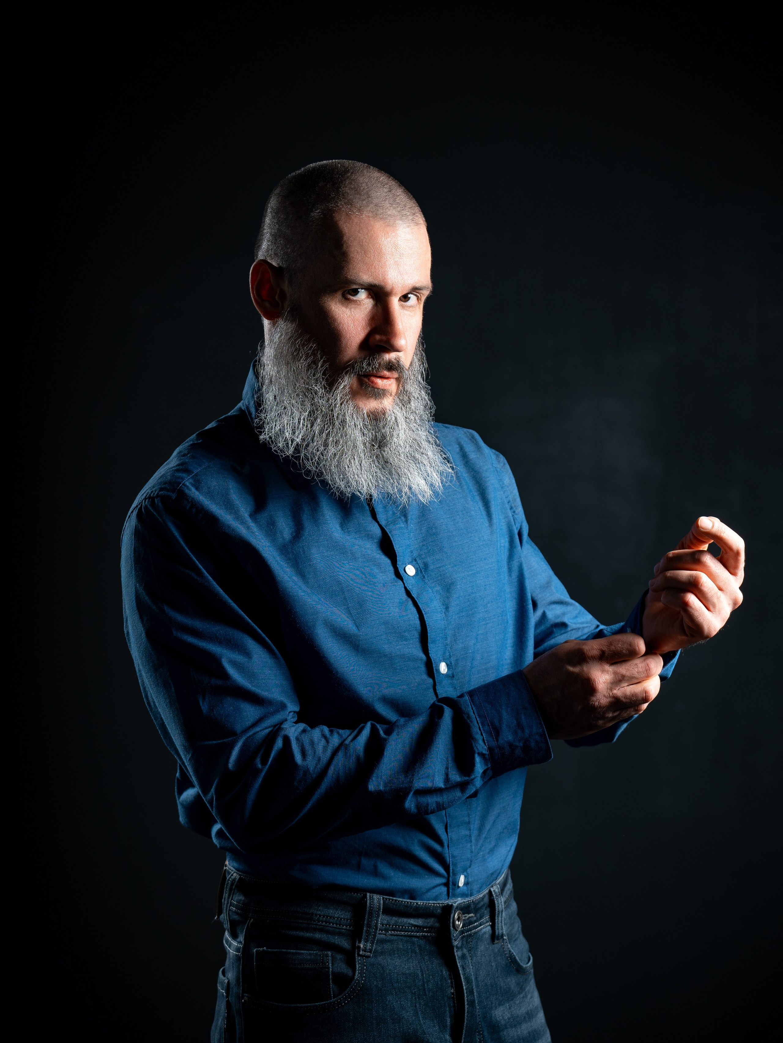 Мужской портрет. Денис Елагин — Фотограф