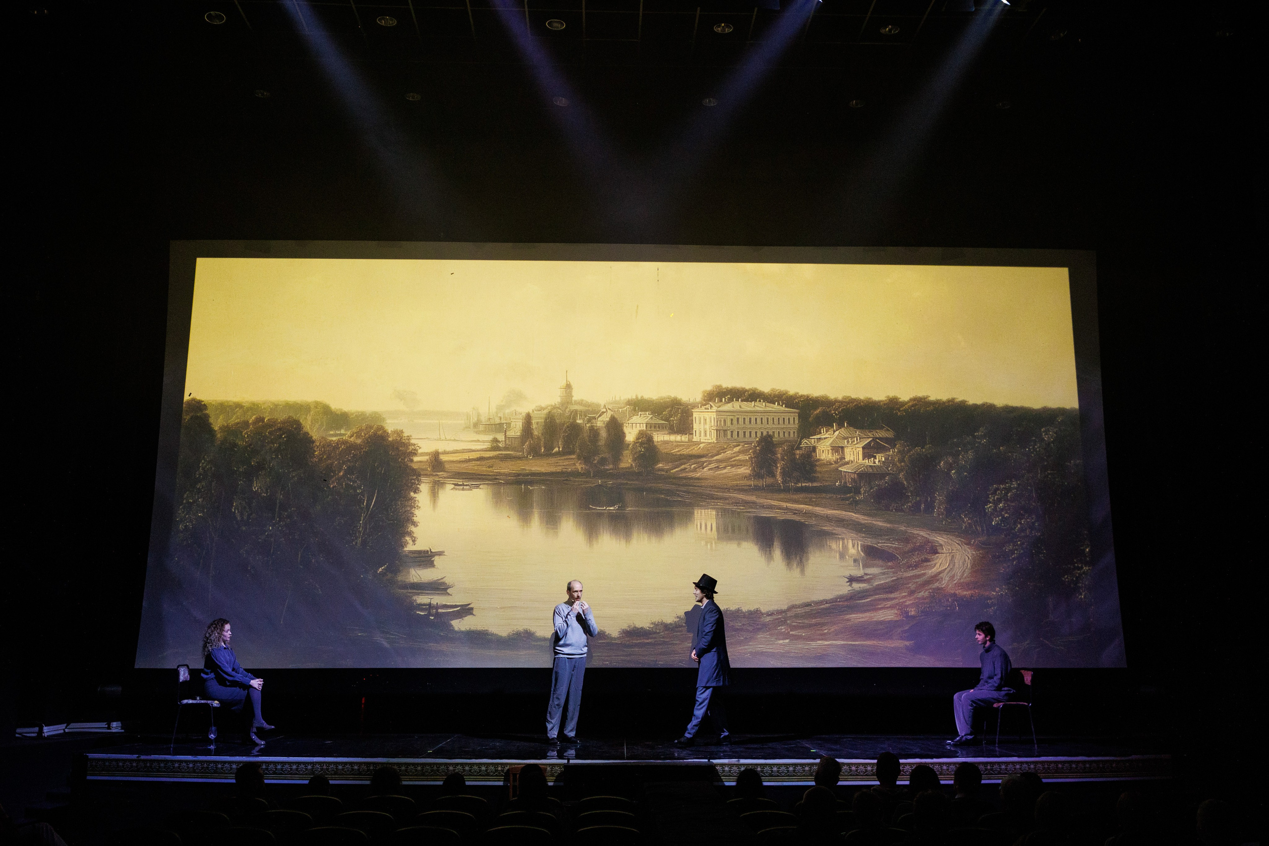 Песнь трех миров. Фотограф городских и семейных событий Артем Карпухин