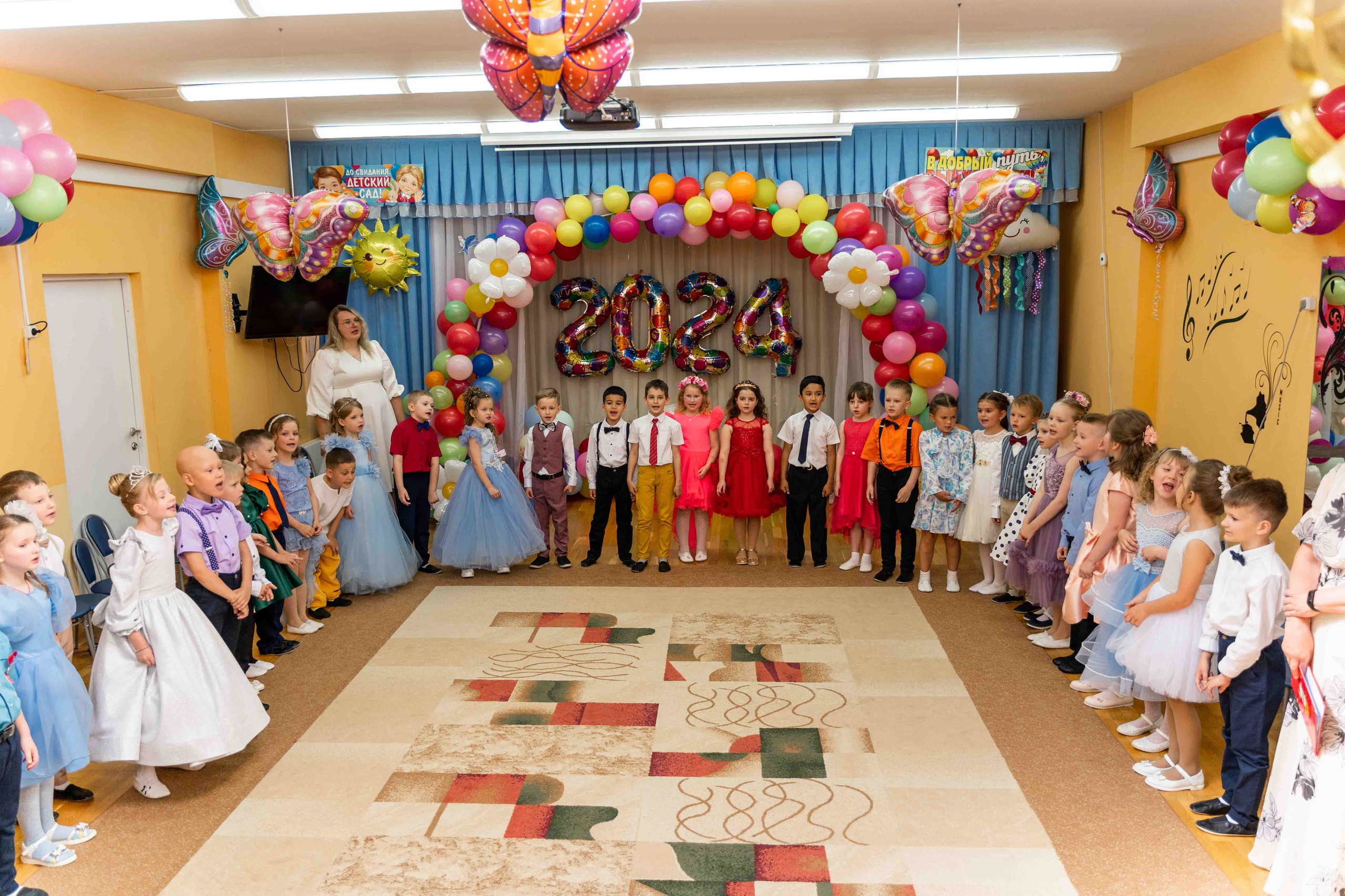 Выпускной в детском саду, Мещерское. Фотограф и видеограф в Москве и Абу Даби Мария Кулагина