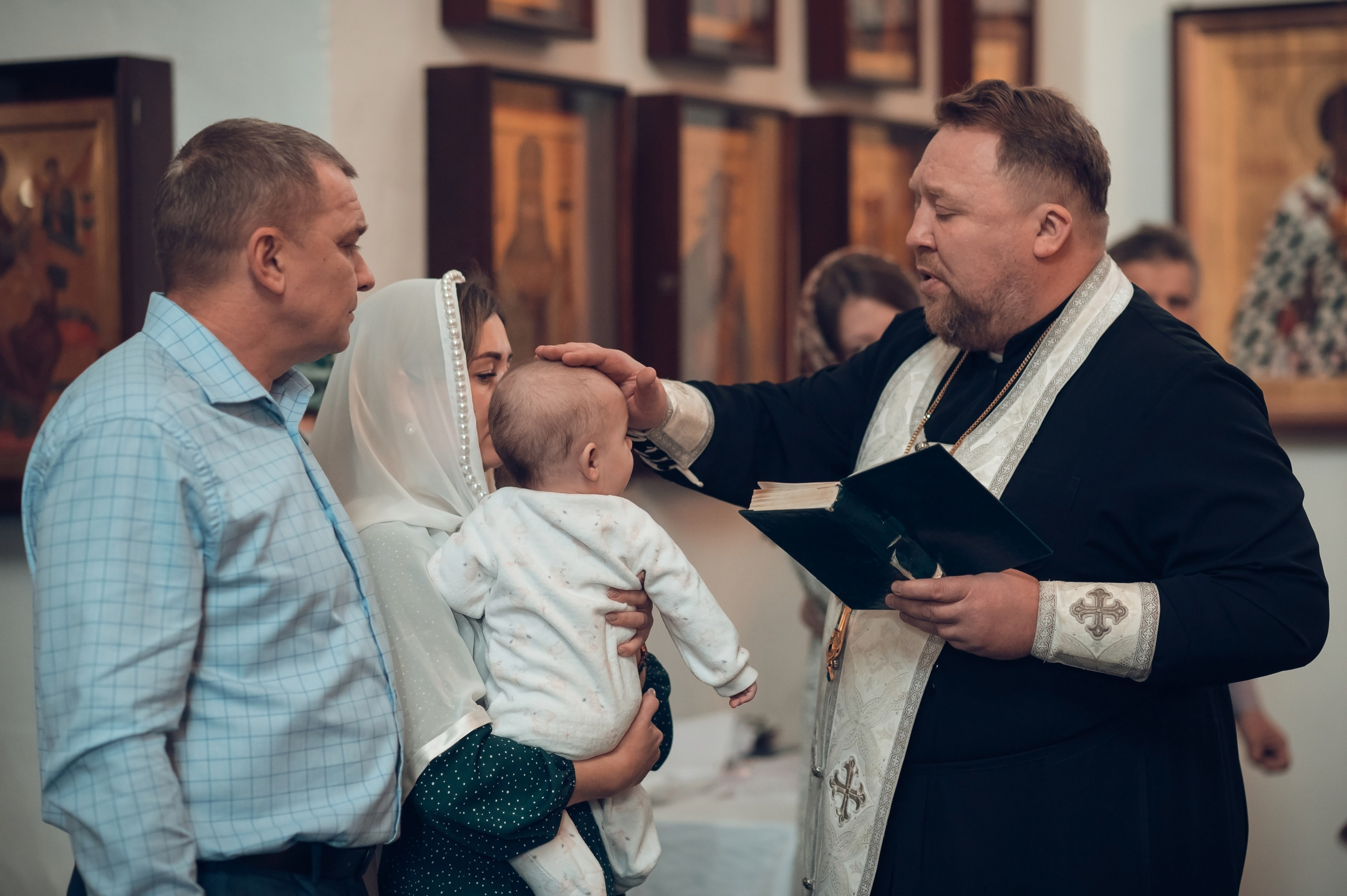 Церковь Благовещения Пресвятой Богородицы. Семейный фотограф Олеся Батурина Рязань