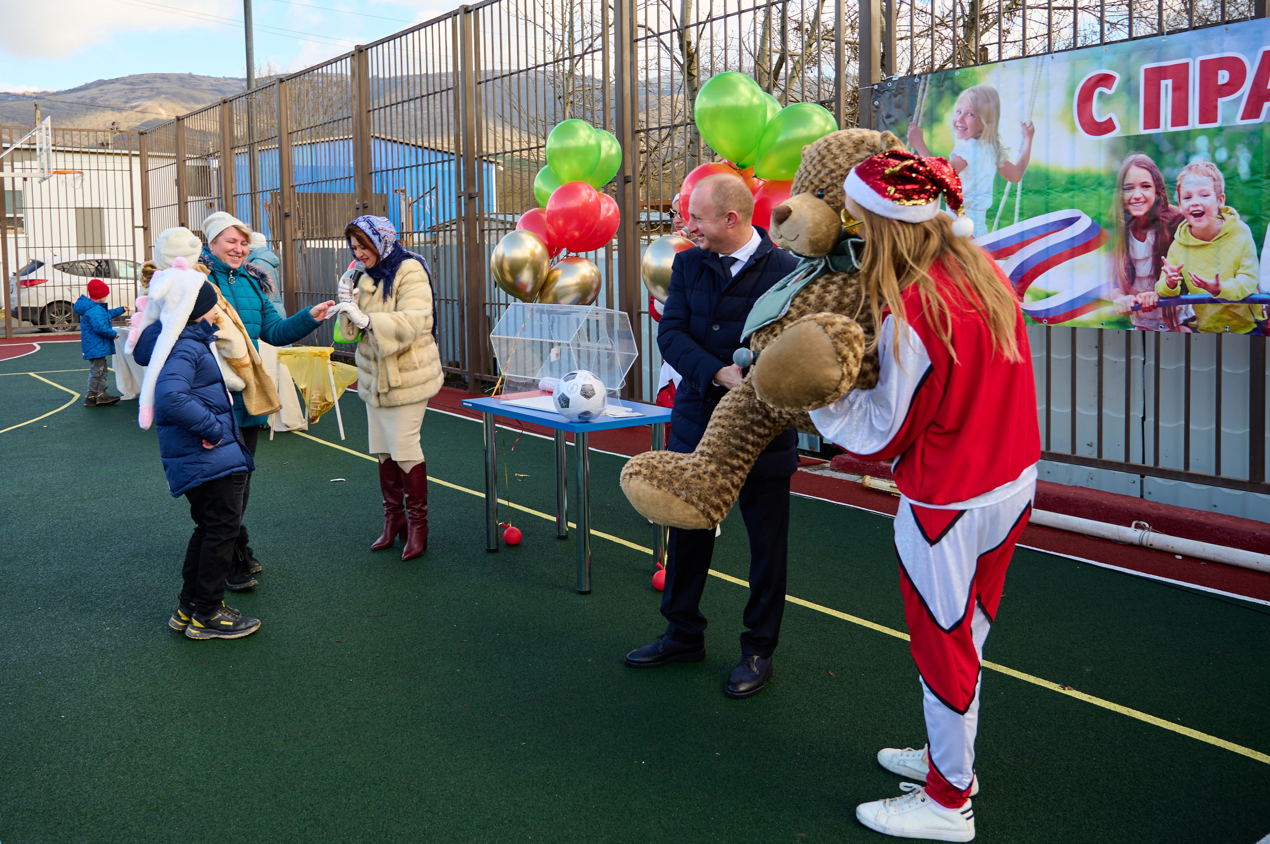 День двора в с. Виноградное. Жизнь курорта Кабардинка в фотографиях