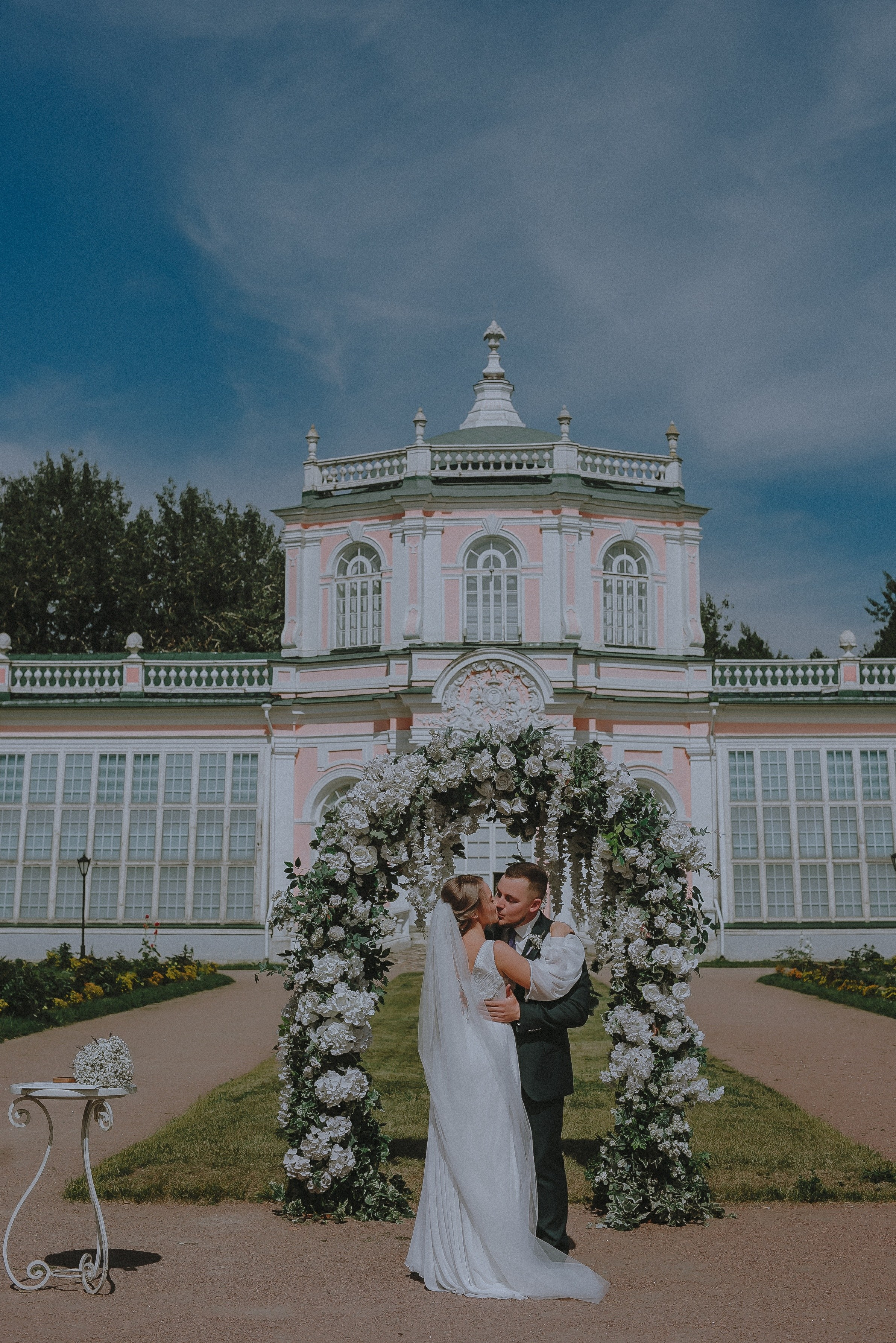 Love.app: Всё для счастливой жизни. Свадебный и семейный фотограф в Москве Сажина Кристина КиМ. Свадебный оператор в Москве Сажин Максим