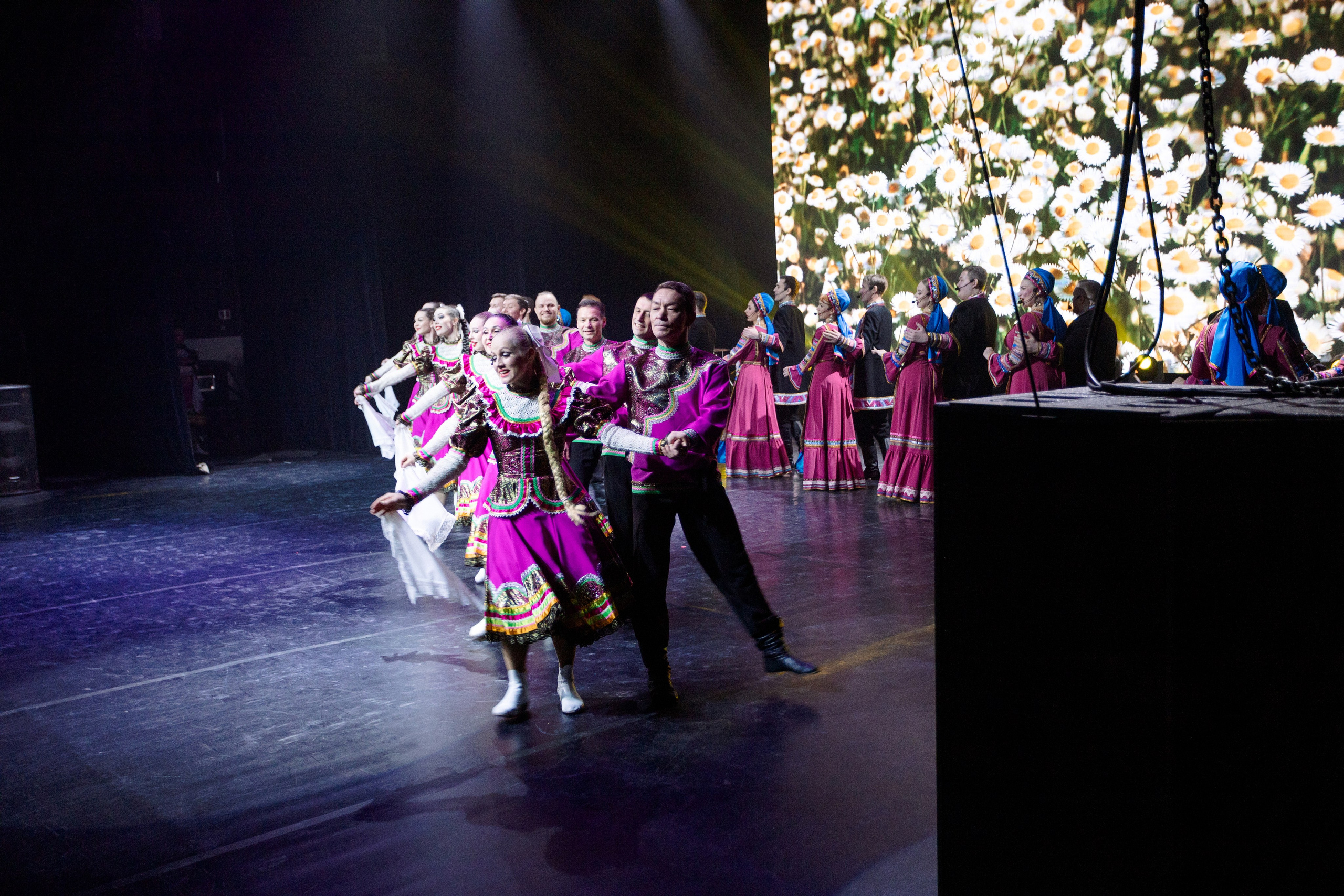 РЕПОРТАЖ: НОВЫЙ ГОД В ДК МЕТАЛЛУРГ. Профессиональный фотограф в Ижевске Леша Петров