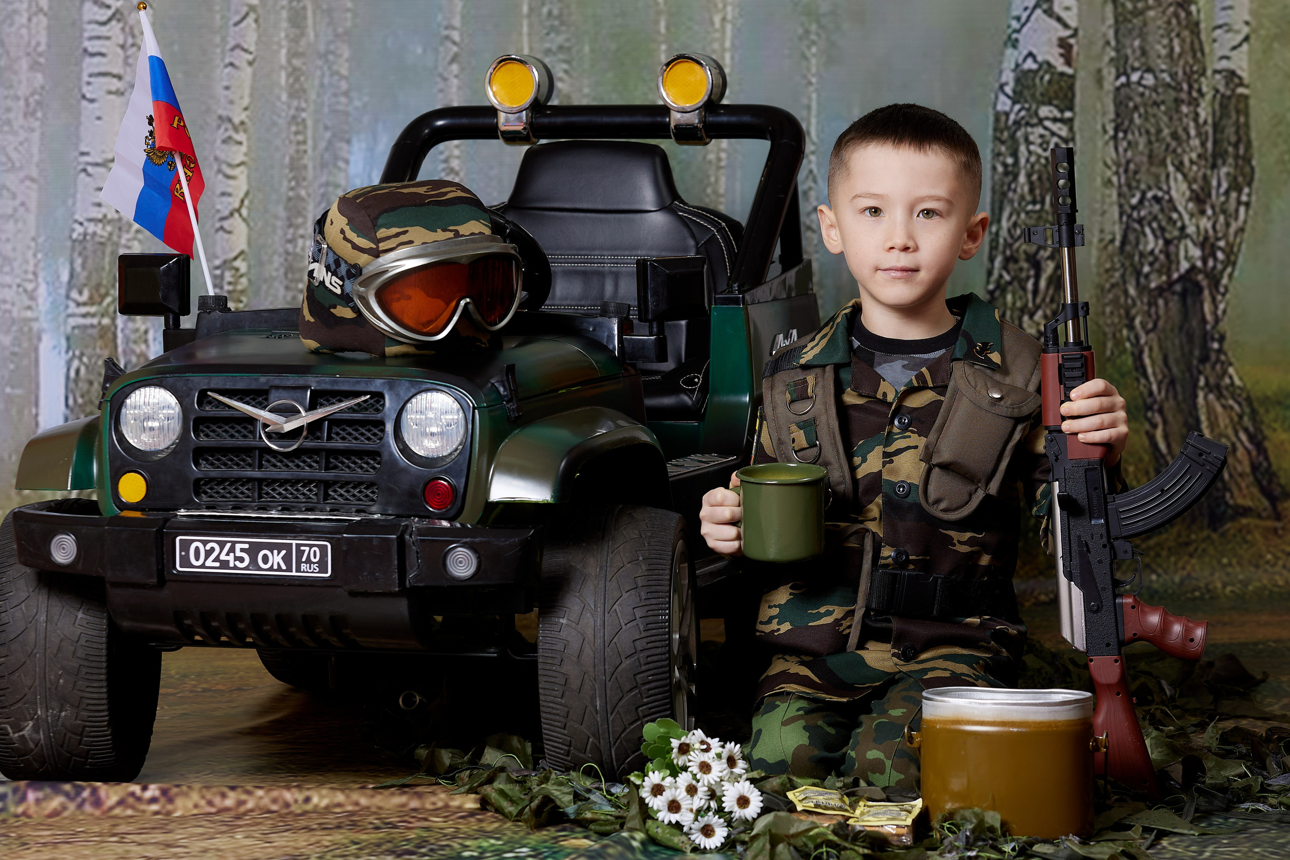 Военный автомобиль. Детская выездная фотостудия