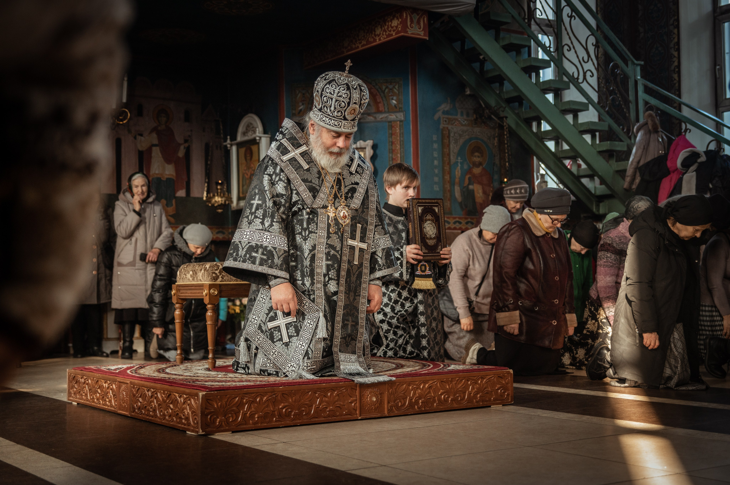 Преждеосвящение Даров. Храм Серафима Саровского. Церковный, семейный и репортажный фотограф Волгоград, Волжский