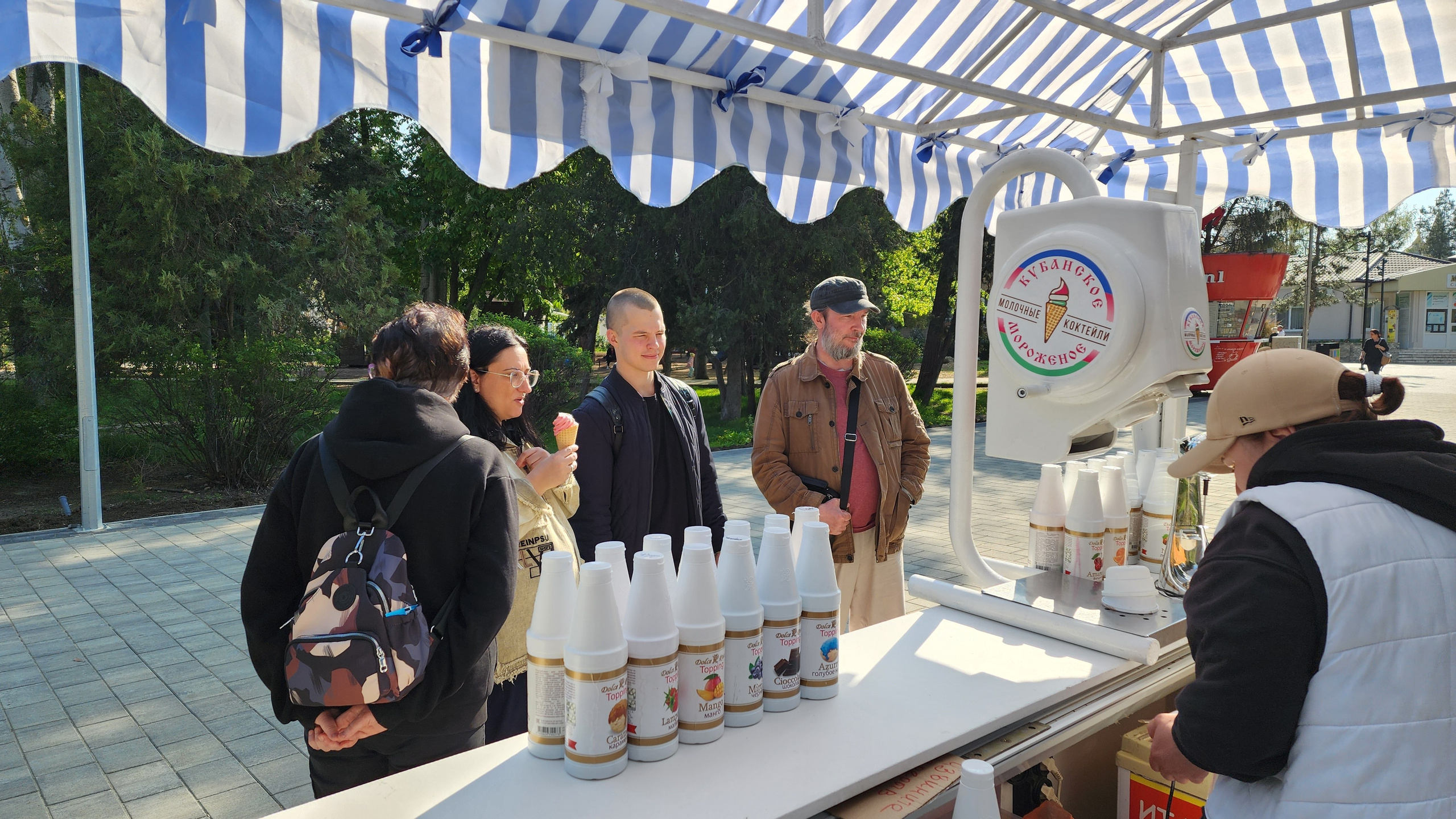 2025-04-24 Анапа: Прогулка. Собор Отрасли