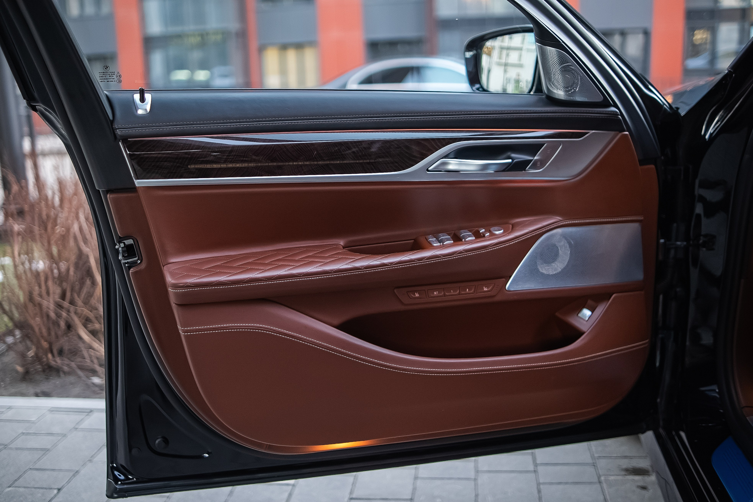 BMW 760Li. Фотограф в Новосибирске Владислав Унтерберг