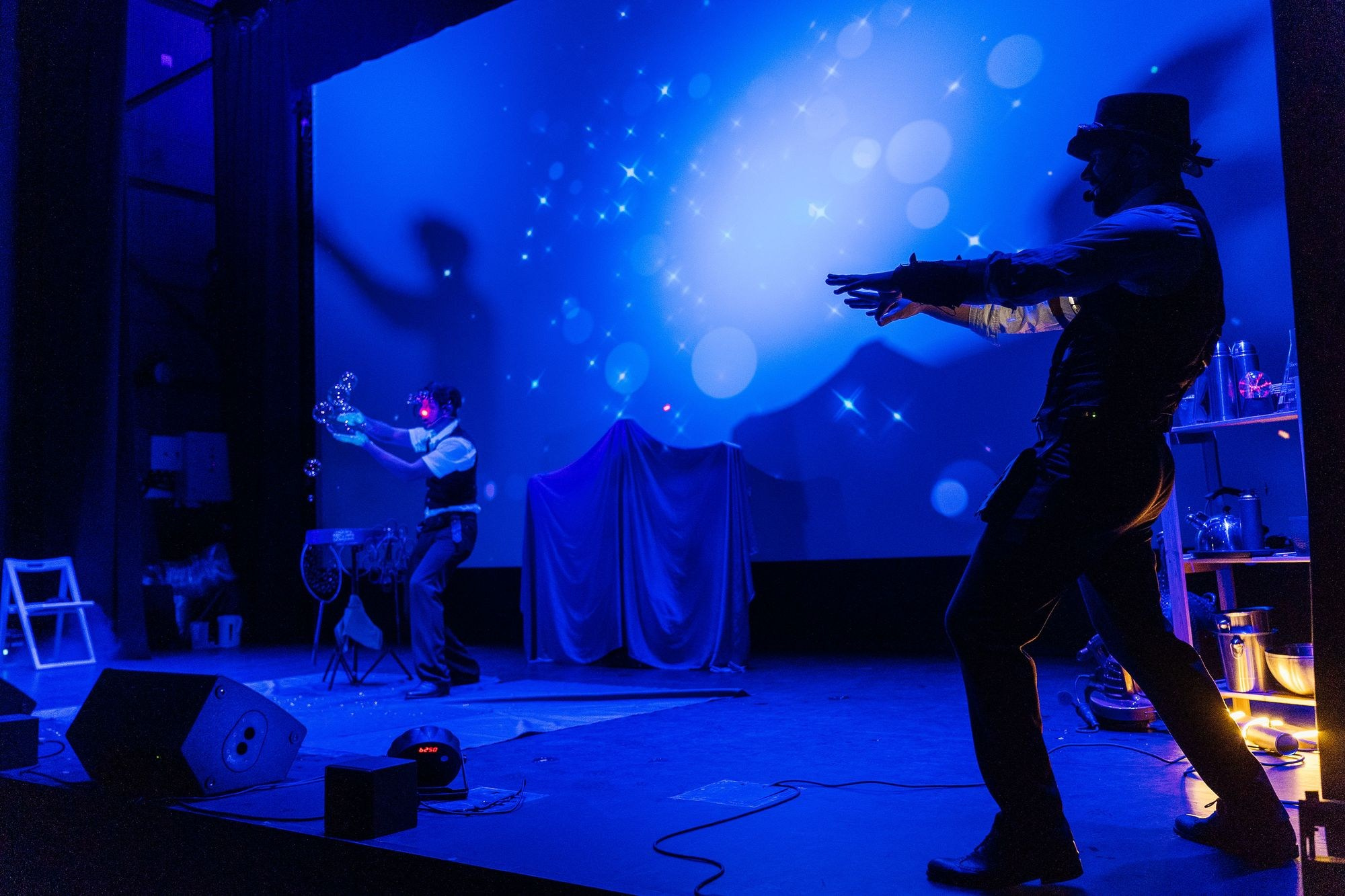 «Автоботы: Битва за Кибермир»