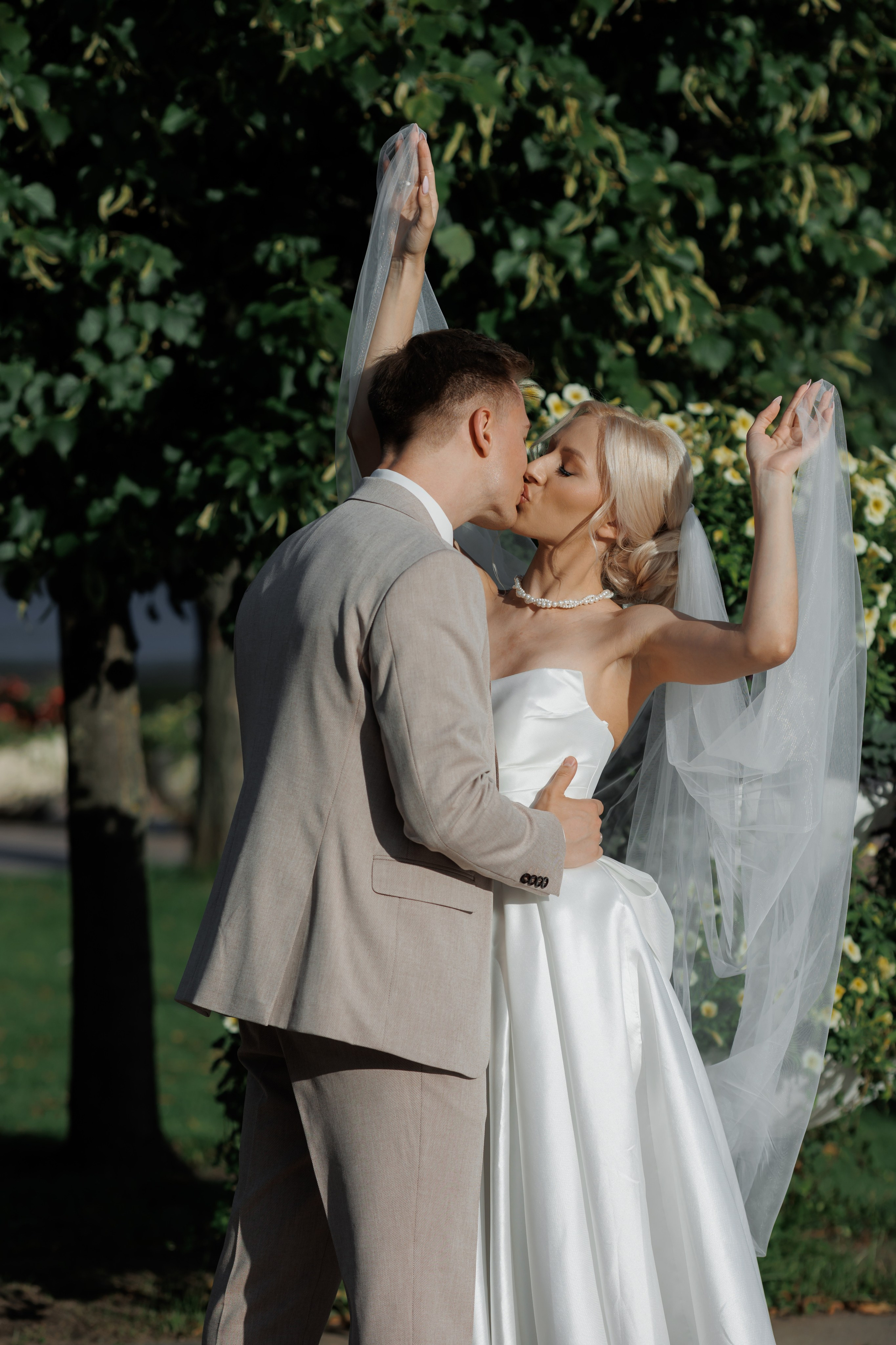 Отель «Милан», Шипиловский ЗАГС, прогулка в парке Царицыно. Свадебный и репортажный фотограф (Москва, Королев и другие)