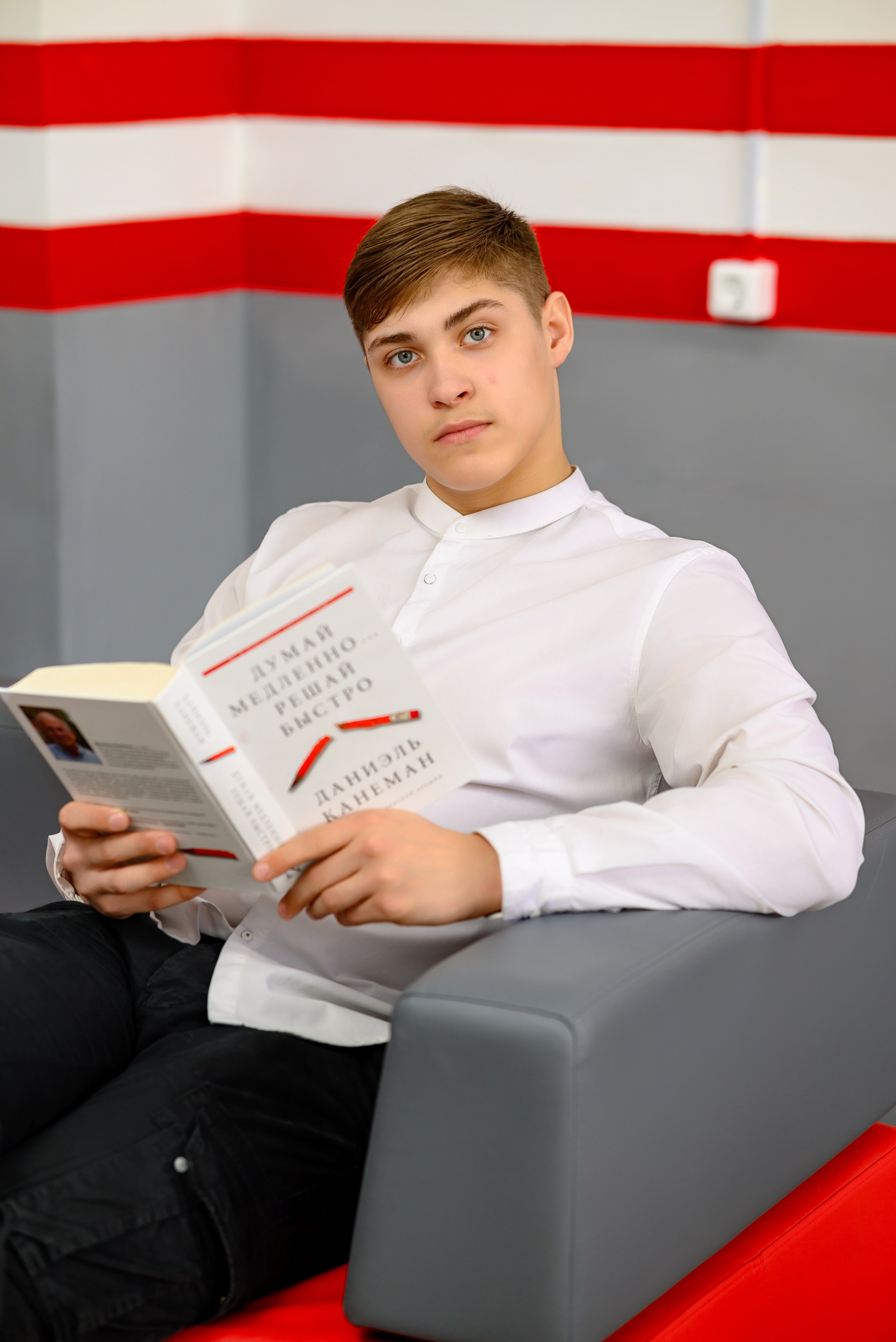 Альбомы для выпускников 9 11 классов. Выпускные альбомы в Туле и Тульской области для школ и детских садов