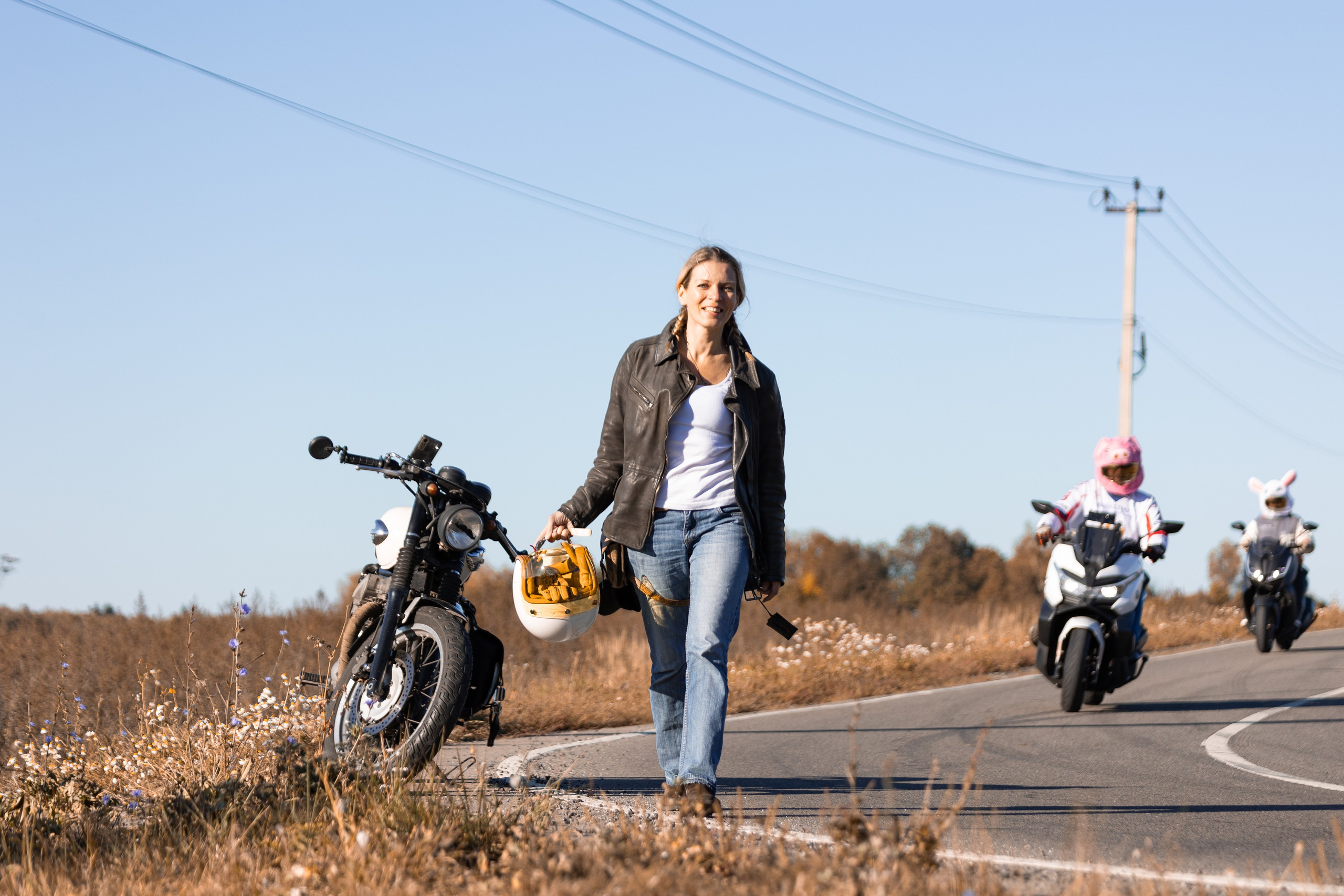 Мотоциклы на улицах города. Фотограф Ольга Гирусова «Пантерочка» Москва