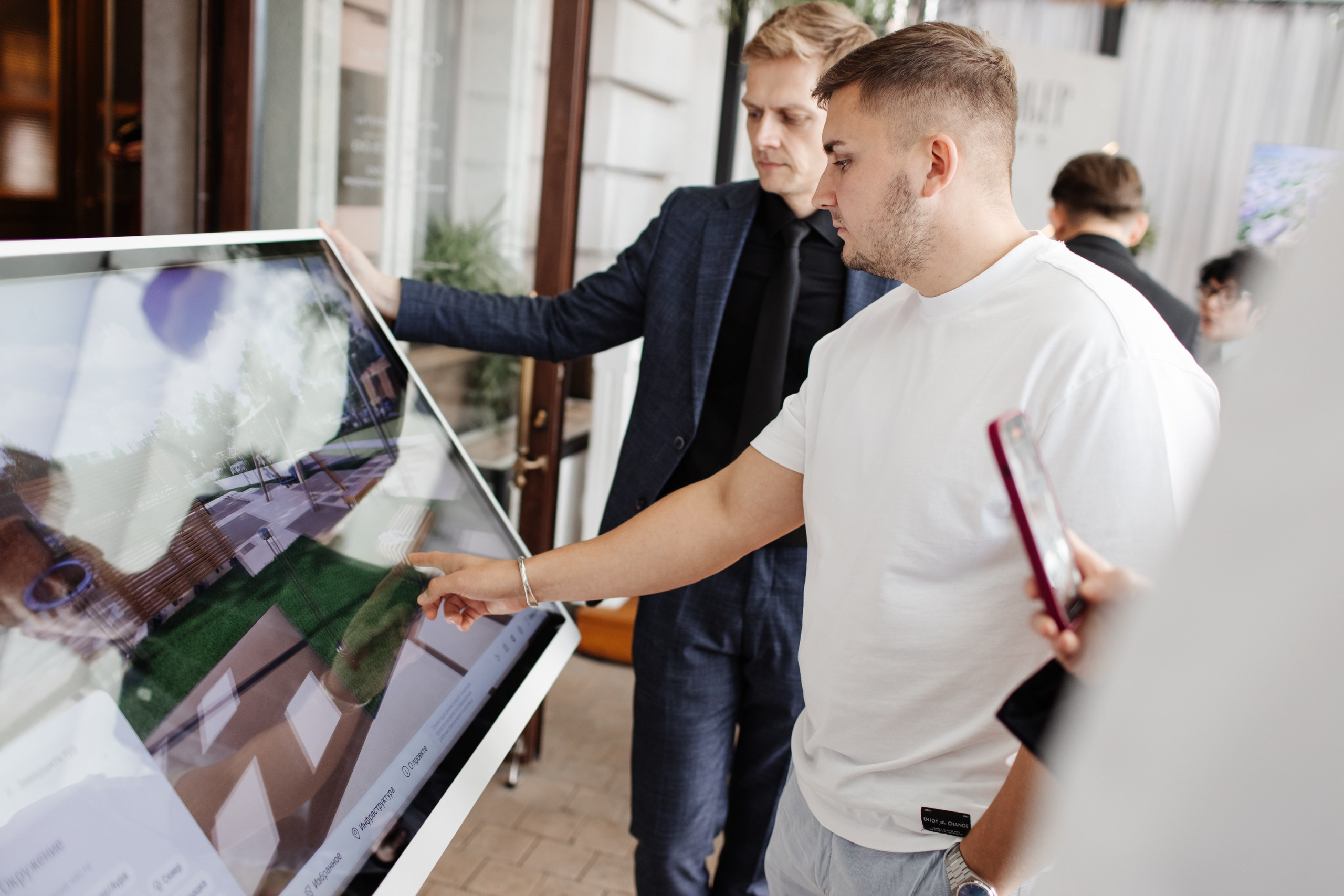 ГК «Стройальянс» Презентация ЖК «Премьер парк». Свадебный репортажный семейный фотограф