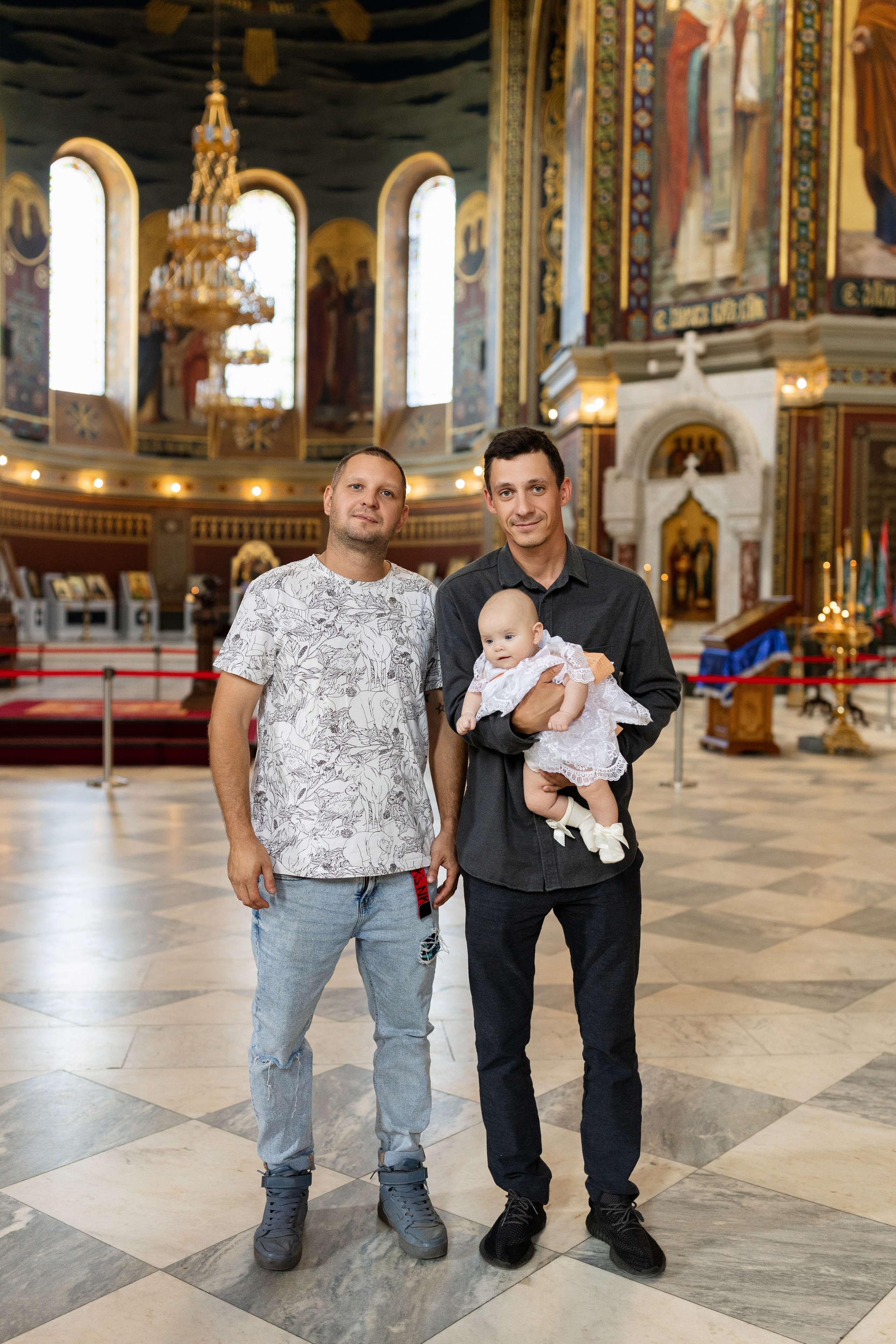 Крещение Миланы в Соборе Вознесения Господня Новочеркасск. Анастасия Безуглова- свадебный фотограф в Таганроге