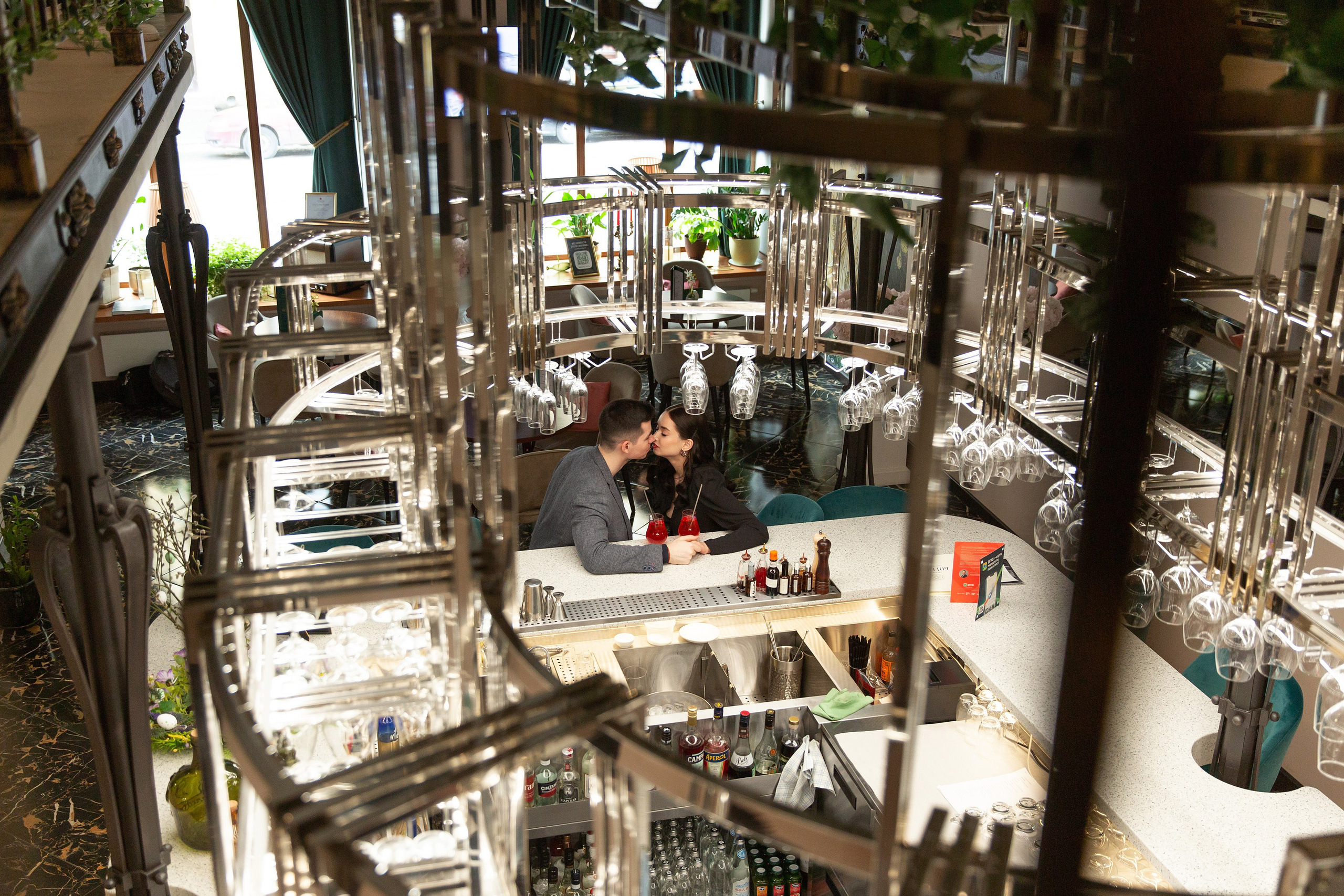 Фотосессия лав стори в отеле. Свадебный и портретный фотограф в Санкт-Петербурге Надежда Чечулина