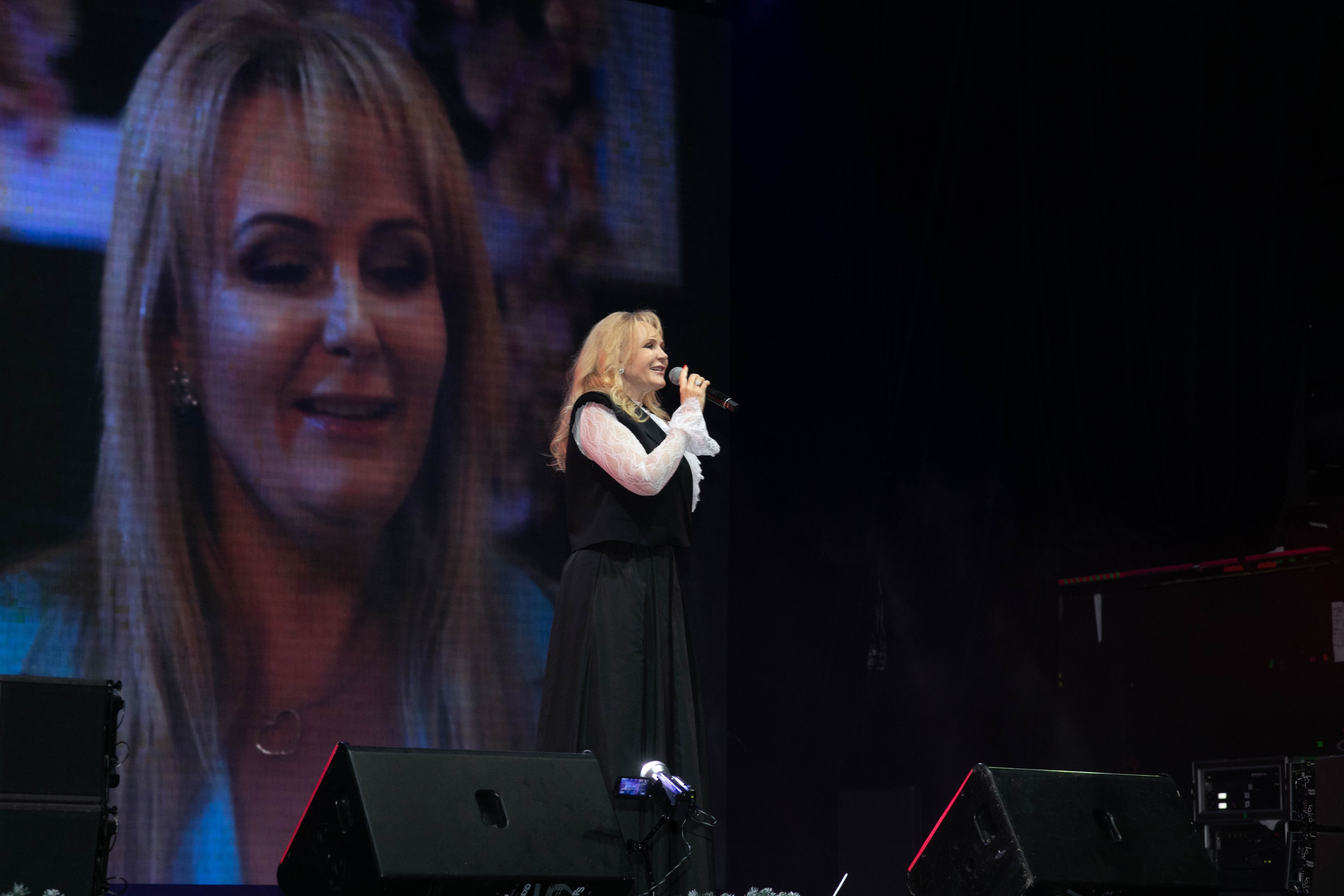 ММTV новый год 2024. Art photographer Nino