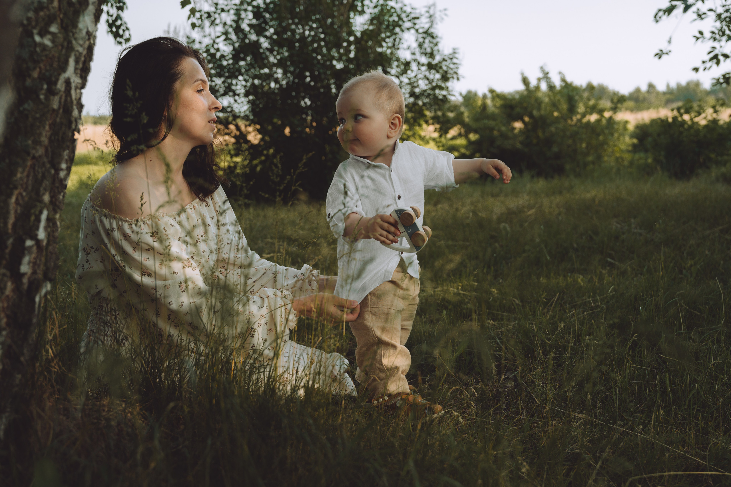 МАТЕРИНСТВО — ЭТО ПУТЬ, ГДЕ МАЛЕНЬКИЕ ЛАДОШКИ ВЕДУТ К БОЛЬШИМ ОТКРЫТИЯМ. Семейный и детский фотограф Анна Бренч
