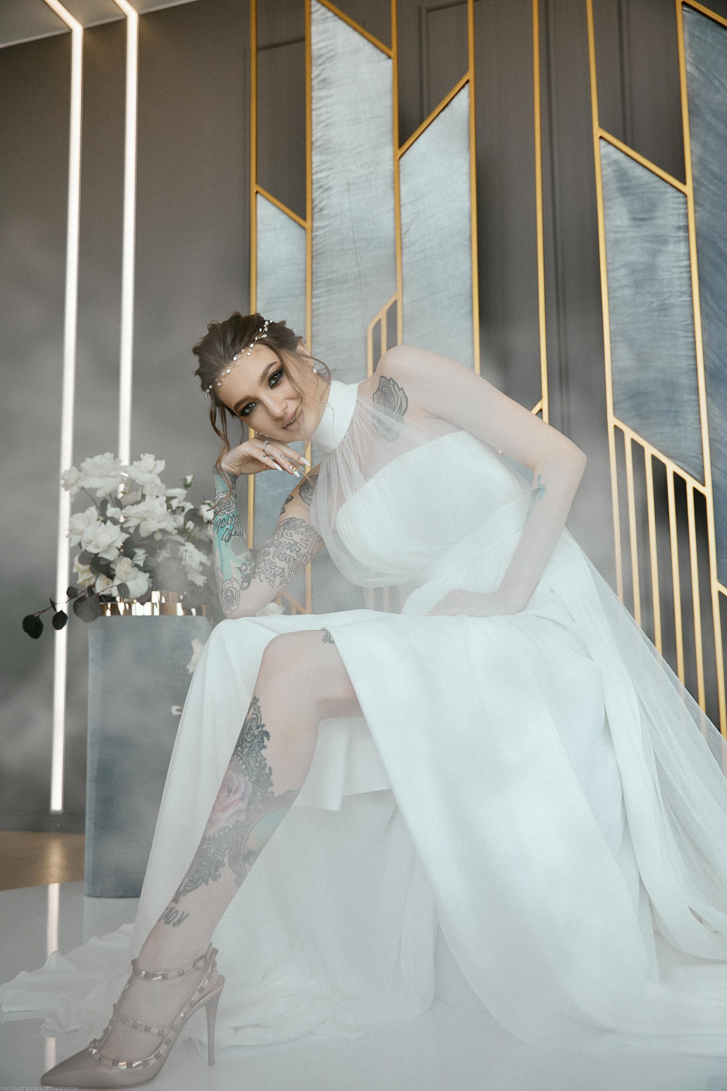 GIRL WITH DOBERMAN TATTOO. Дмитрий Мазуркевич: Профессиональный Репортажный Фотограф