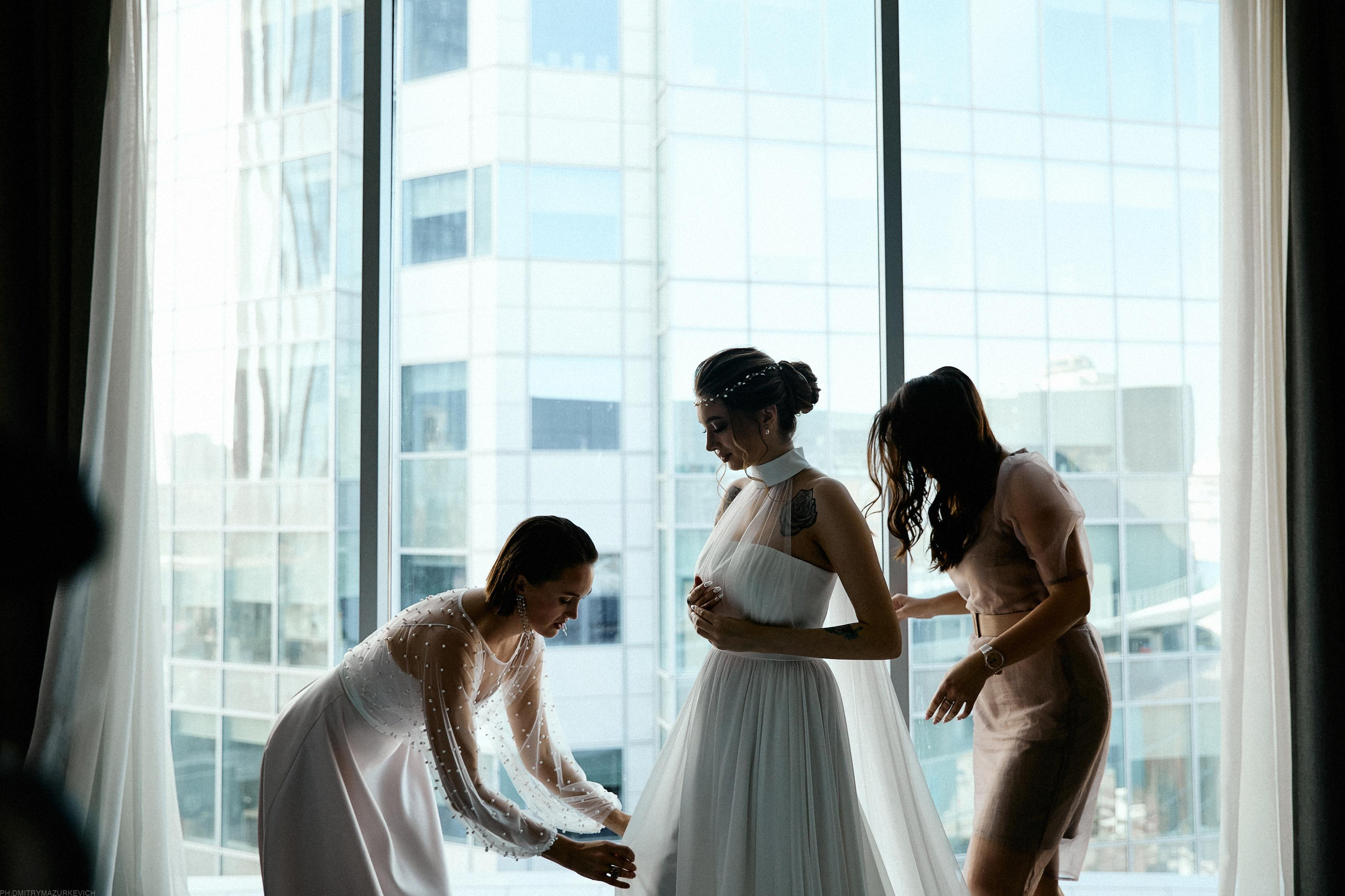 GIRL WITH DOBERMAN TATTOO. Дмитрий Мазуркевич: Профессиональный Репортажный Фотограф