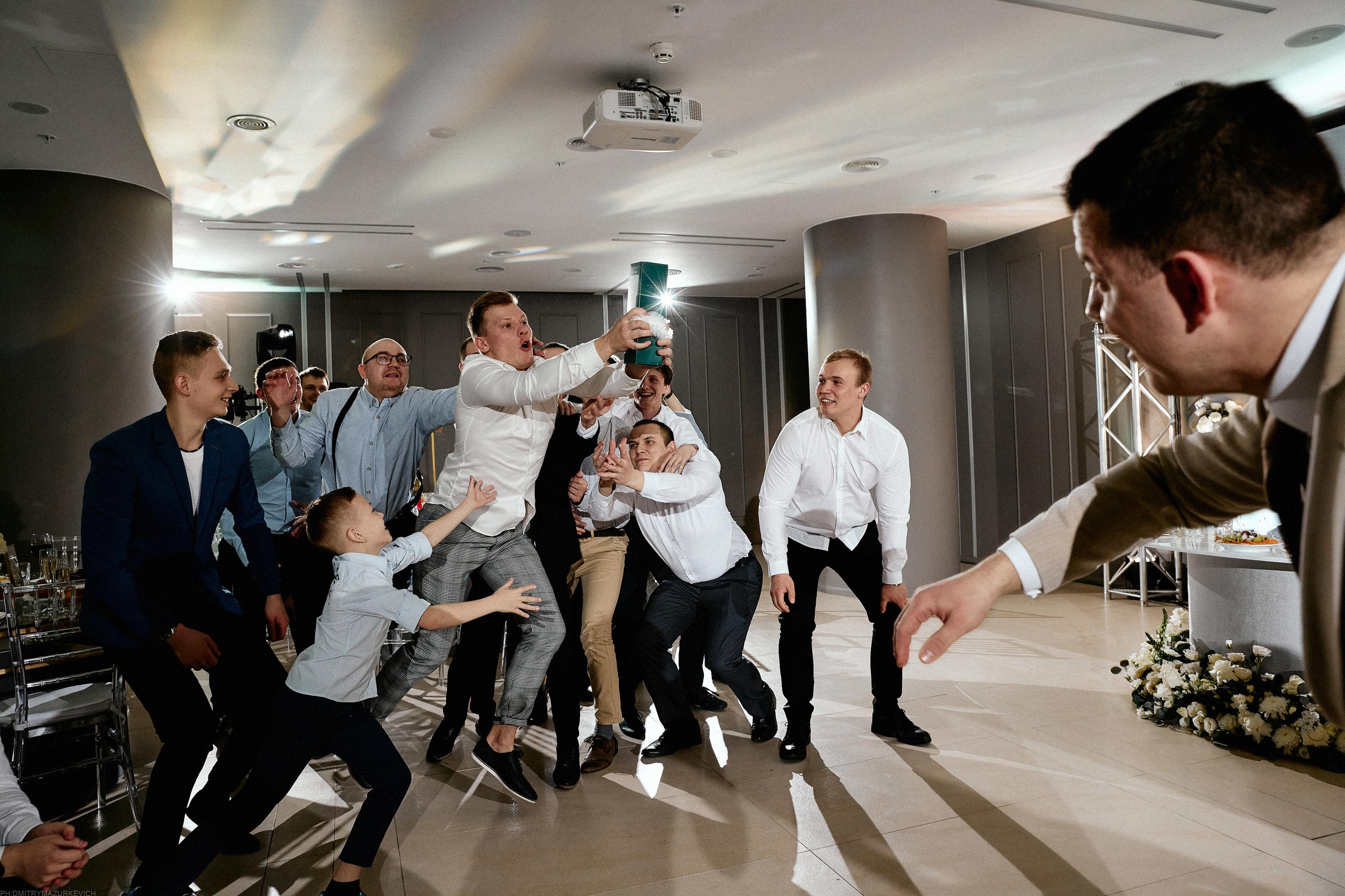 GIRL WITH DOBERMAN TATTOO. Дмитрий Мазуркевич: Профессиональный Репортажный Фотограф