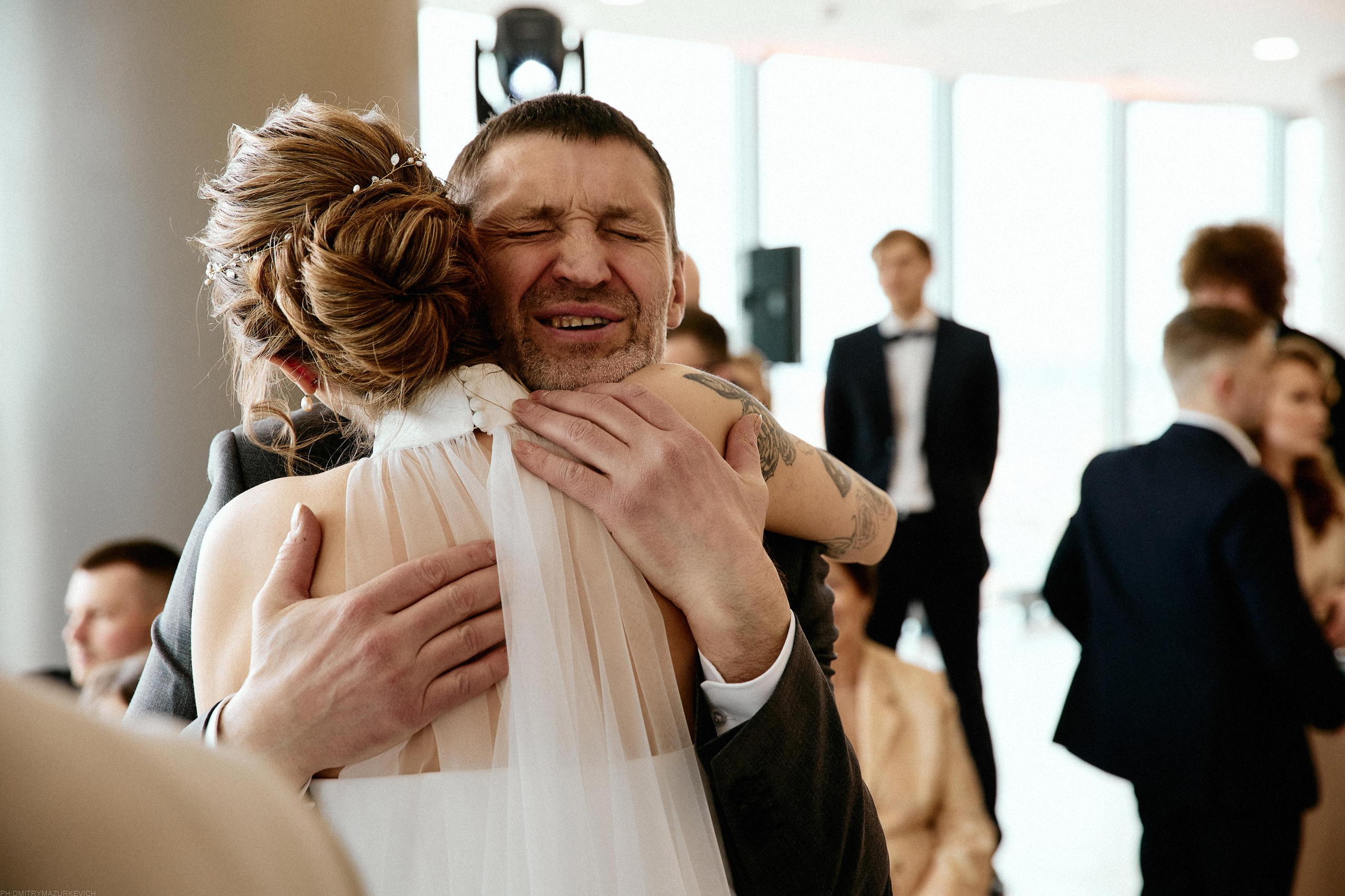 GIRL WITH DOBERMAN TATTOO. Дмитрий Мазуркевич: Профессиональный Репортажный Фотограф