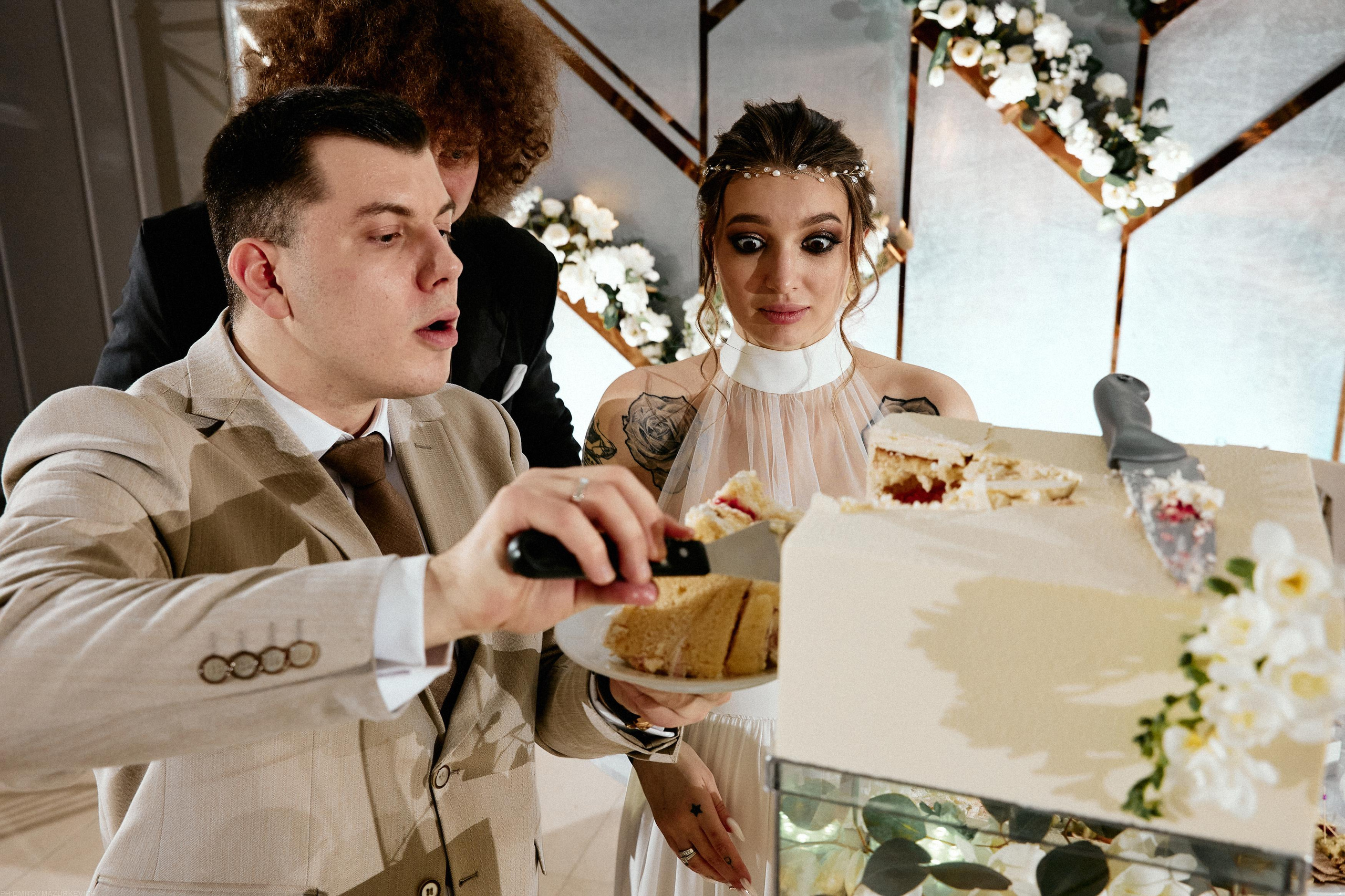 GIRL WITH DOBERMAN TATTOO. Дмитрий Мазуркевич: Профессиональный Репортажный Фотограф