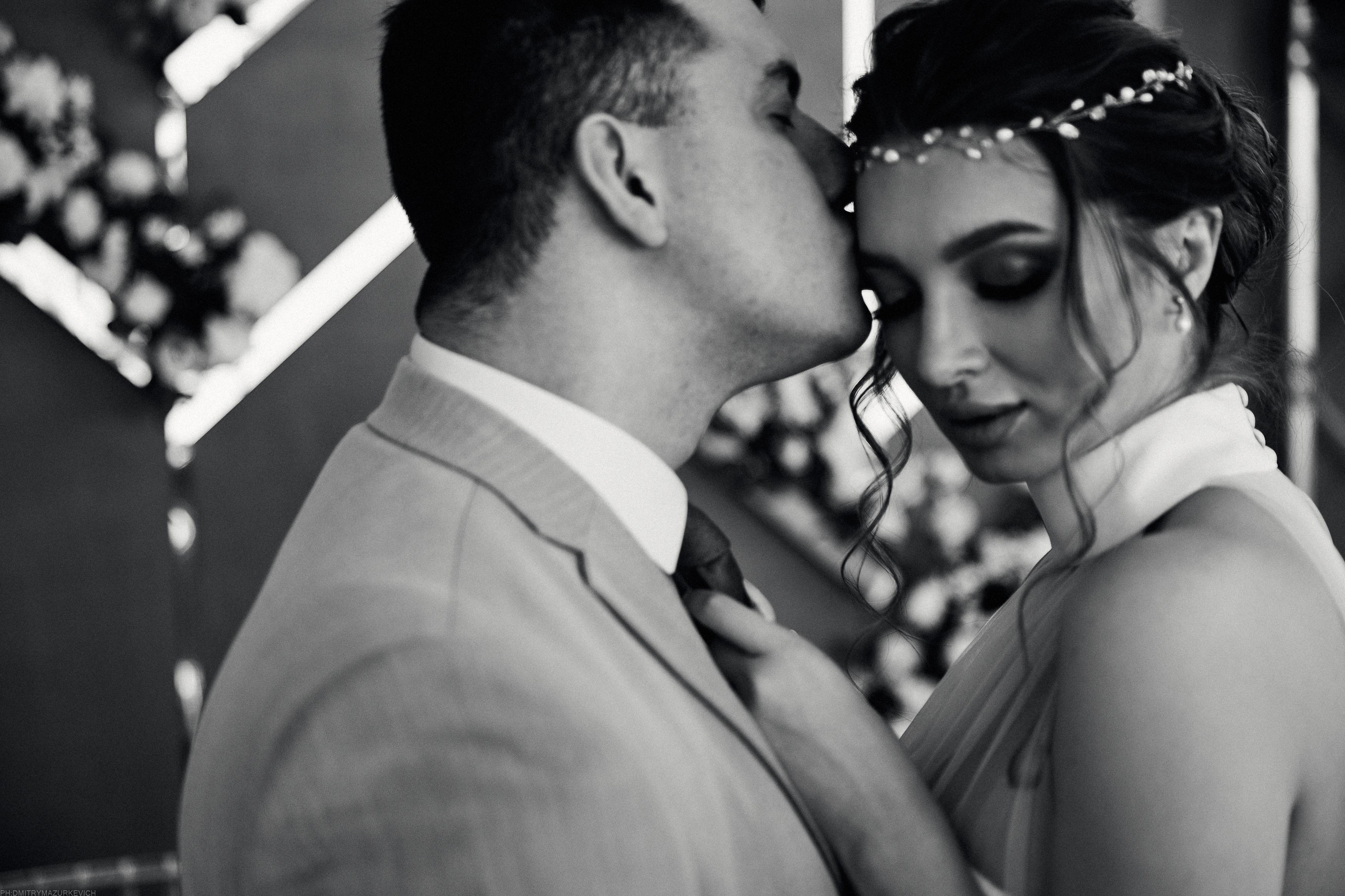 GIRL WITH DOBERMAN TATTOO. Дмитрий Мазуркевич: Профессиональный Репортажный Фотограф