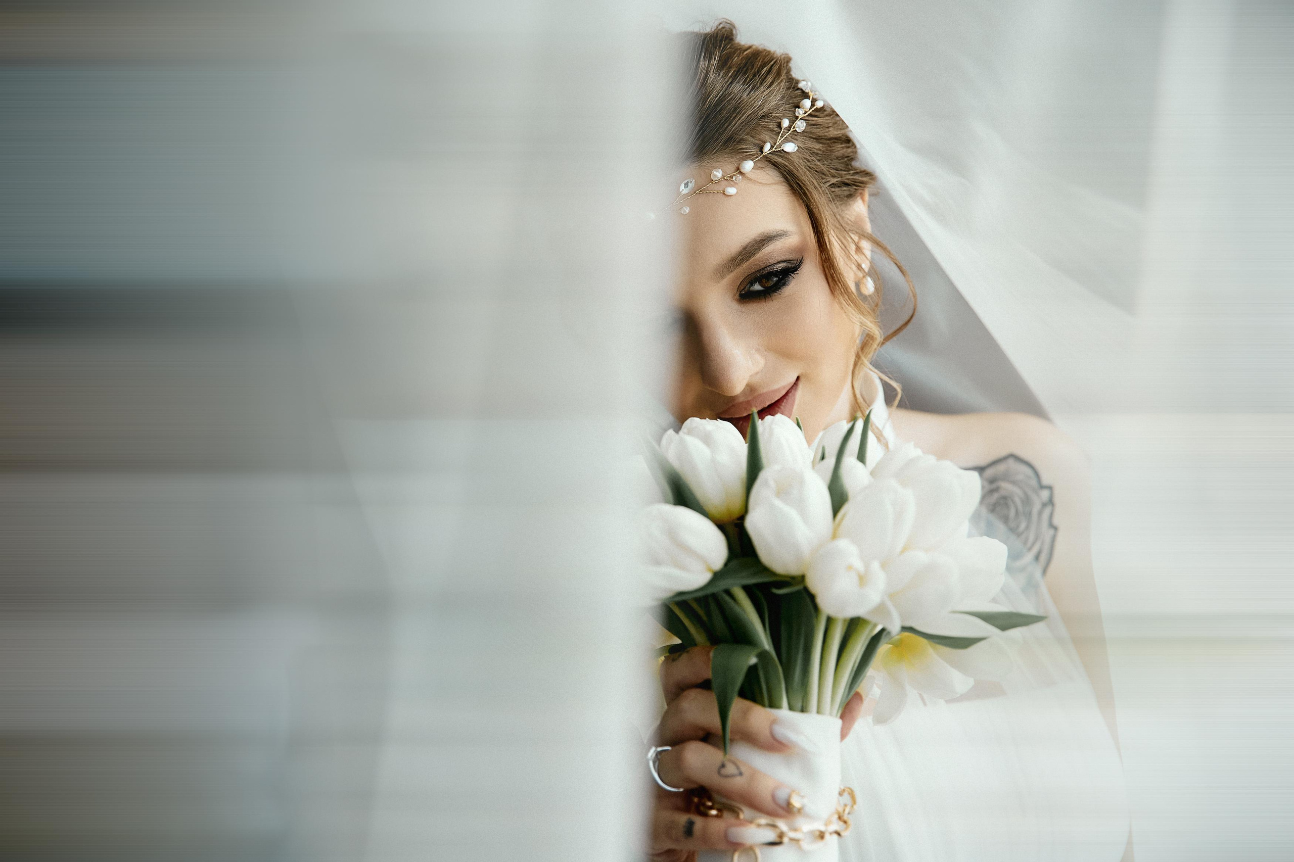 GIRL WITH DOBERMAN TATTOO. Дмитрий Мазуркевич: Профессиональный Репортажный Фотограф