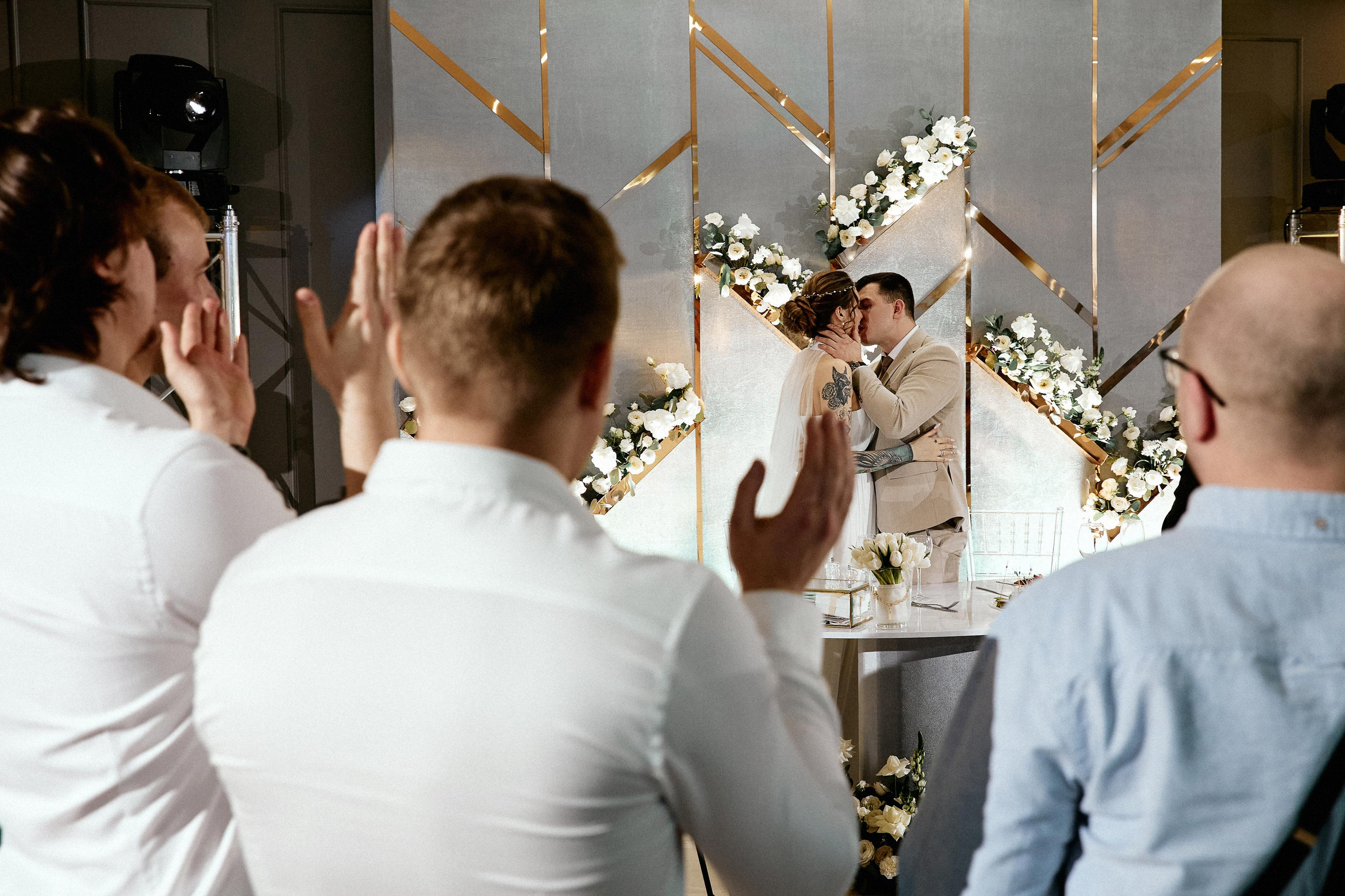 GIRL WITH DOBERMAN TATTOO. Дмитрий Мазуркевич: Профессиональный Репортажный Фотограф