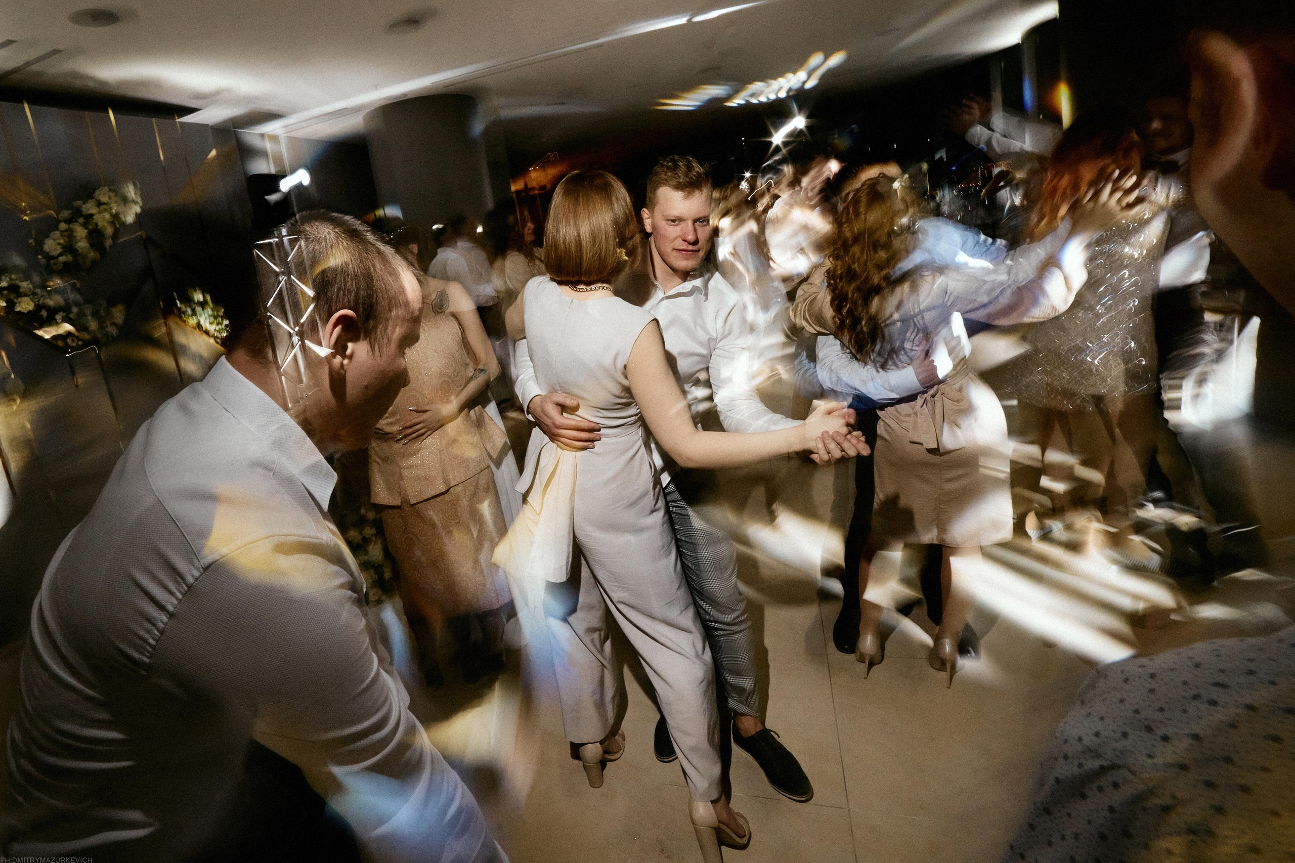 GIRL WITH DOBERMAN TATTOO. Дмитрий Мазуркевич: Профессиональный Репортажный Фотограф