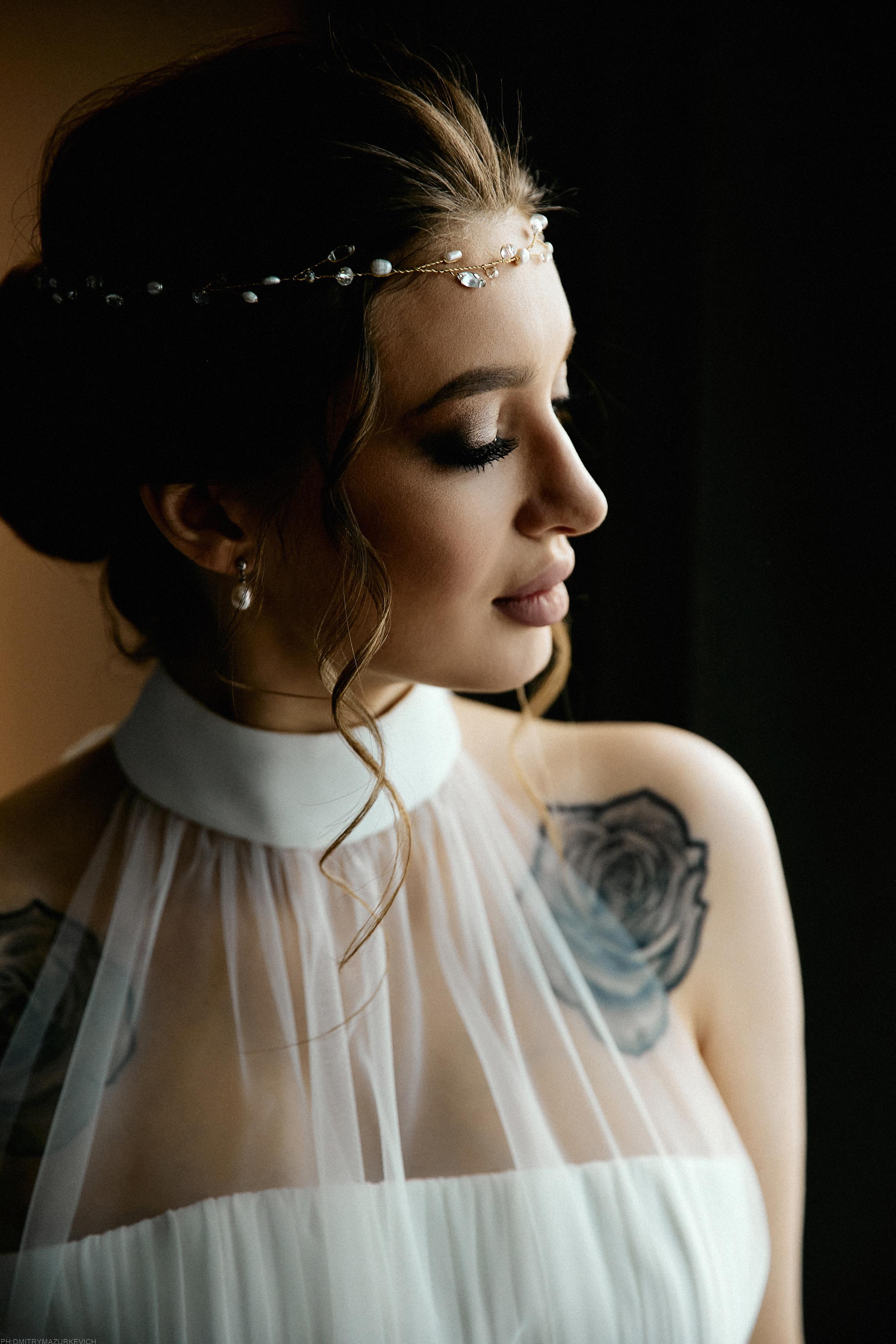 GIRL WITH DOBERMAN TATTOO. Дмитрий Мазуркевич: Профессиональный Репортажный Фотограф