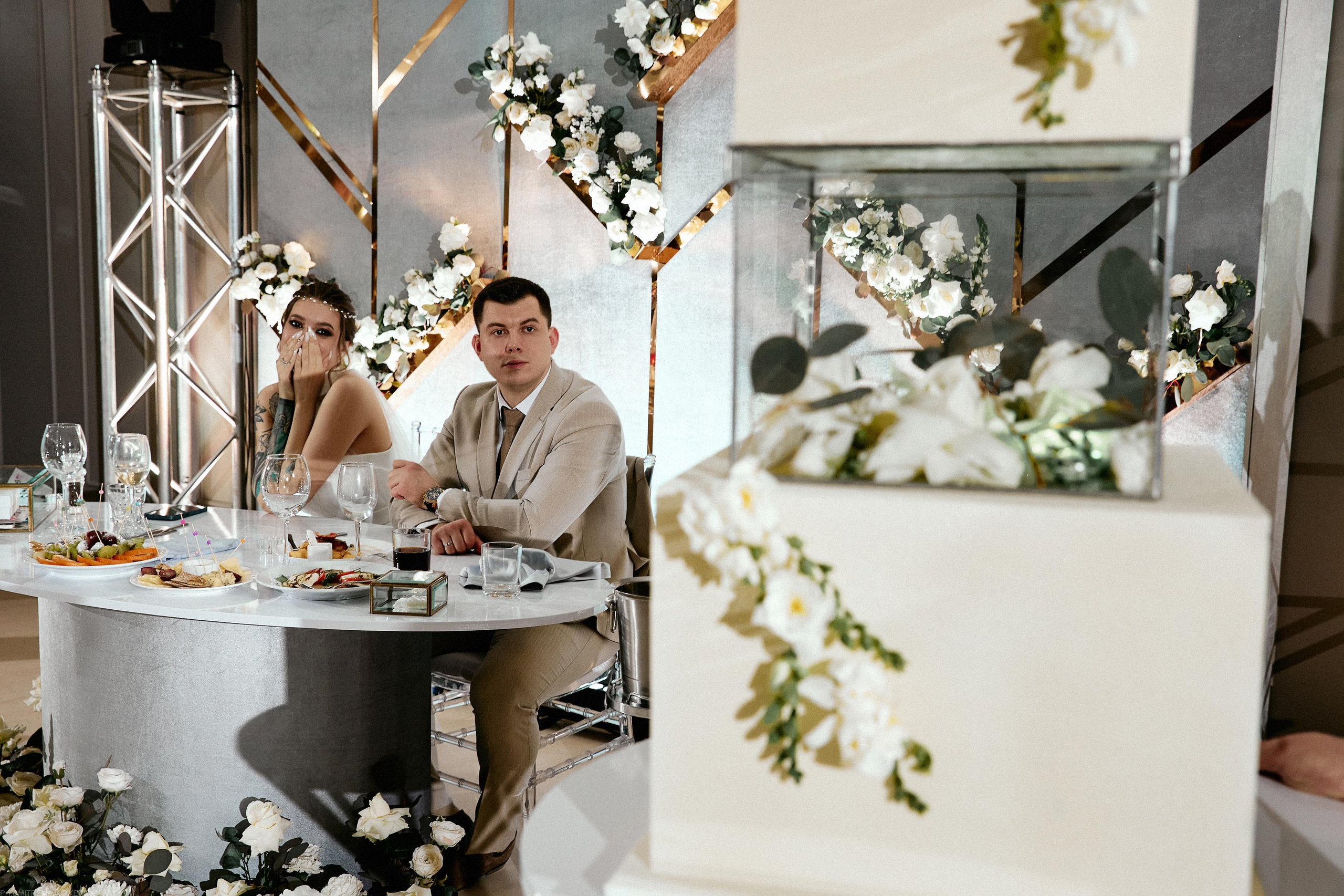 GIRL WITH DOBERMAN TATTOO. Дмитрий Мазуркевич: Профессиональный Репортажный Фотограф