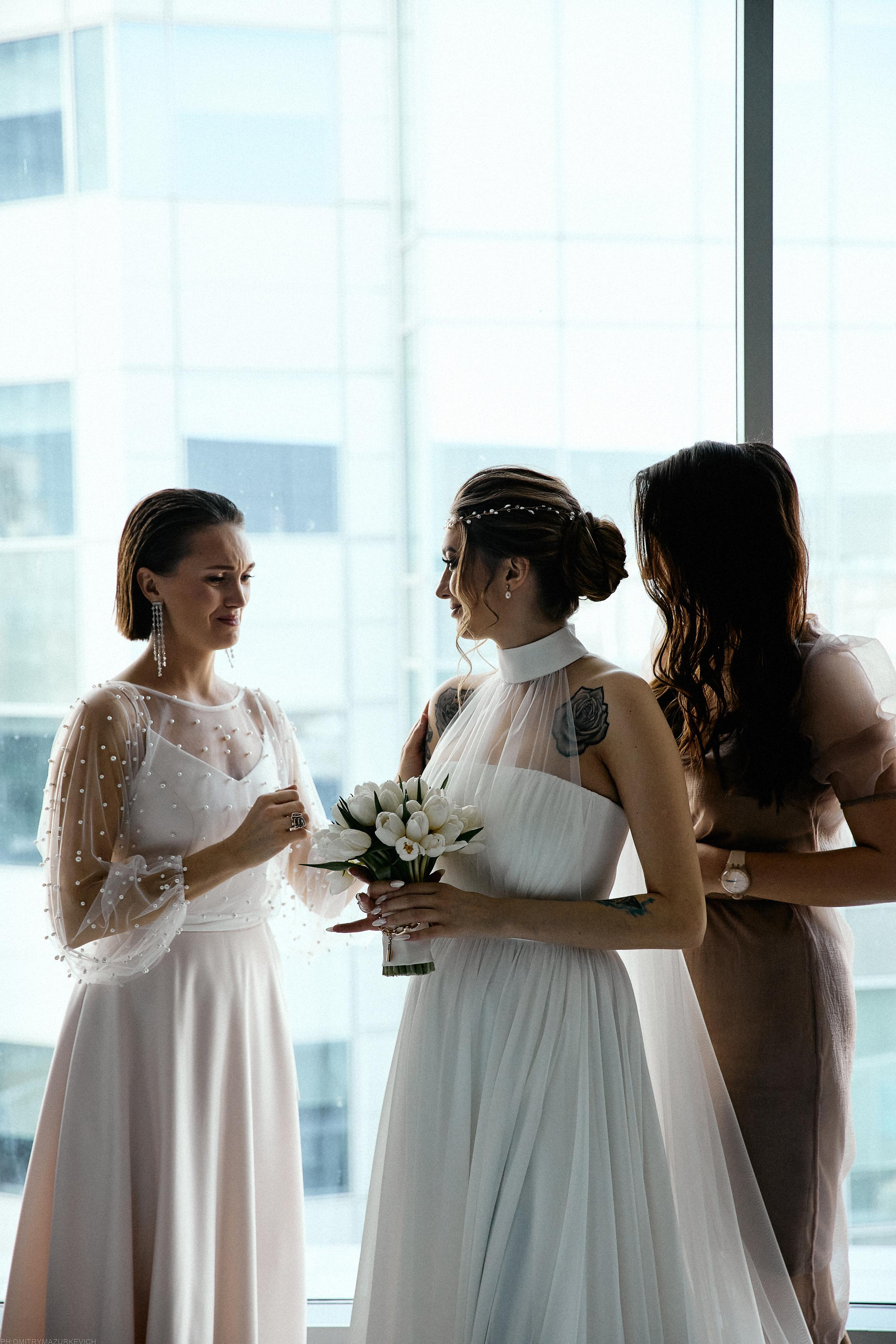 GIRL WITH DOBERMAN TATTOO. Дмитрий Мазуркевич: Профессиональный Репортажный Фотограф