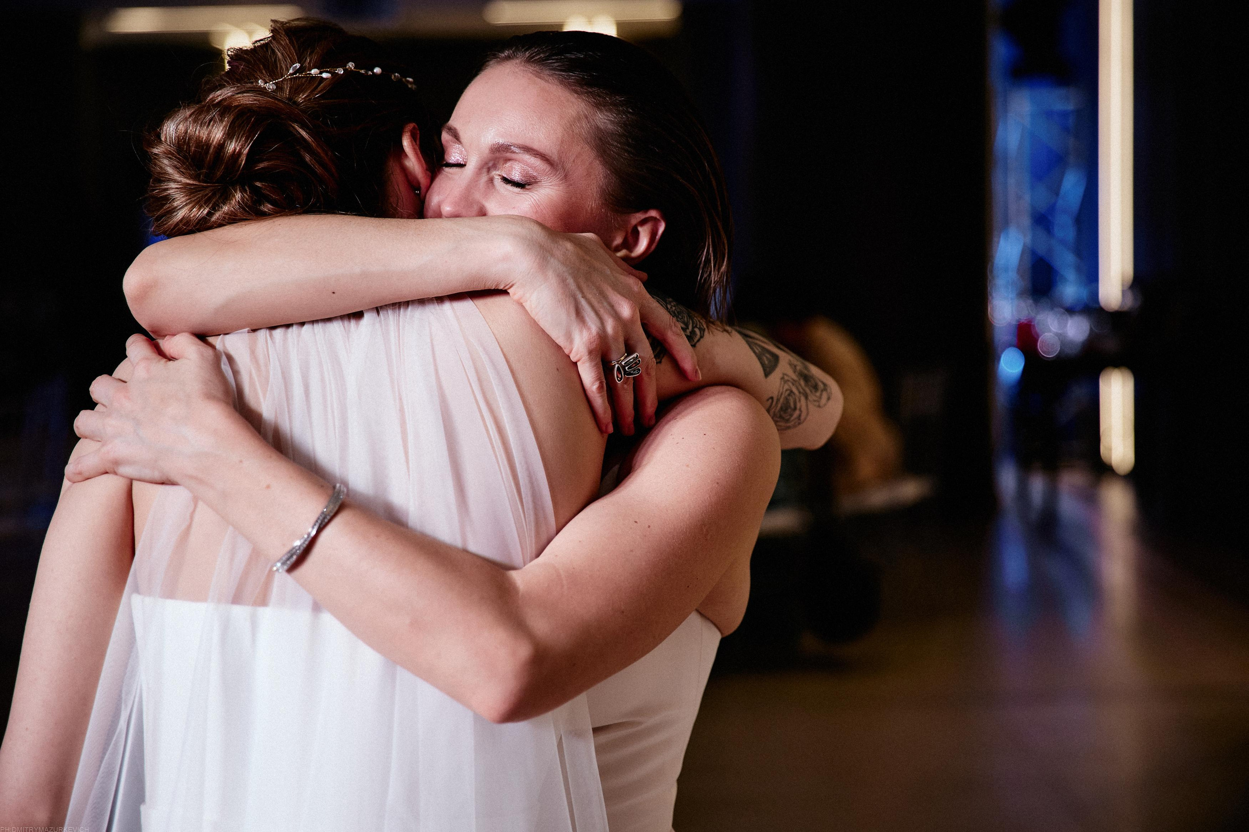 GIRL WITH DOBERMAN TATTOO. Дмитрий Мазуркевич: Профессиональный Репортажный Фотограф