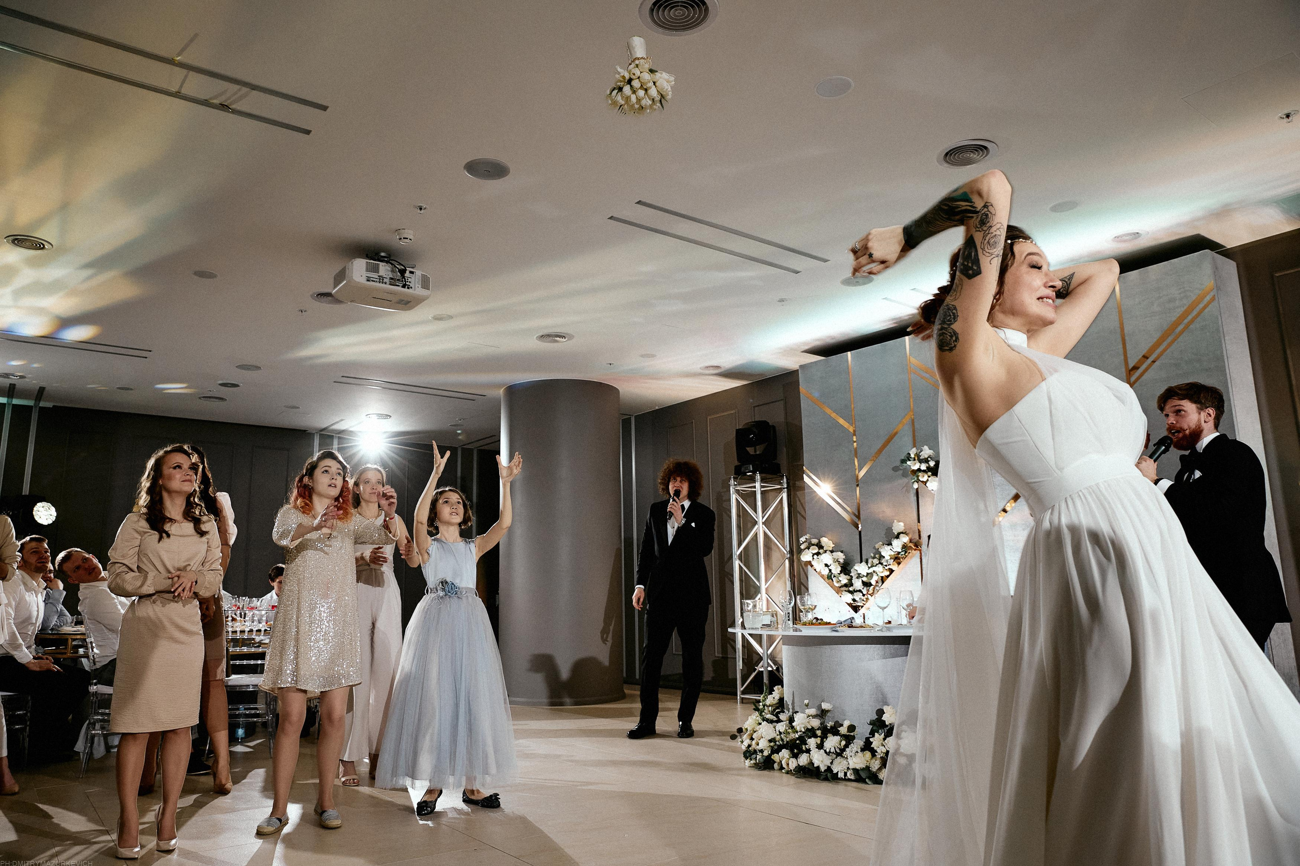 GIRL WITH DOBERMAN TATTOO. Дмитрий Мазуркевич: Профессиональный Репортажный Фотограф