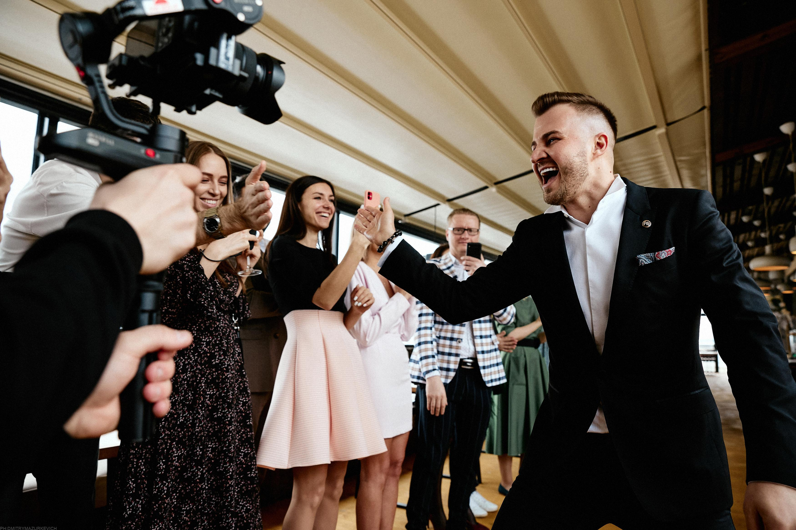 BUFFET. Дмитрий Мазуркевич: Профессиональный Репортажный Фотограф