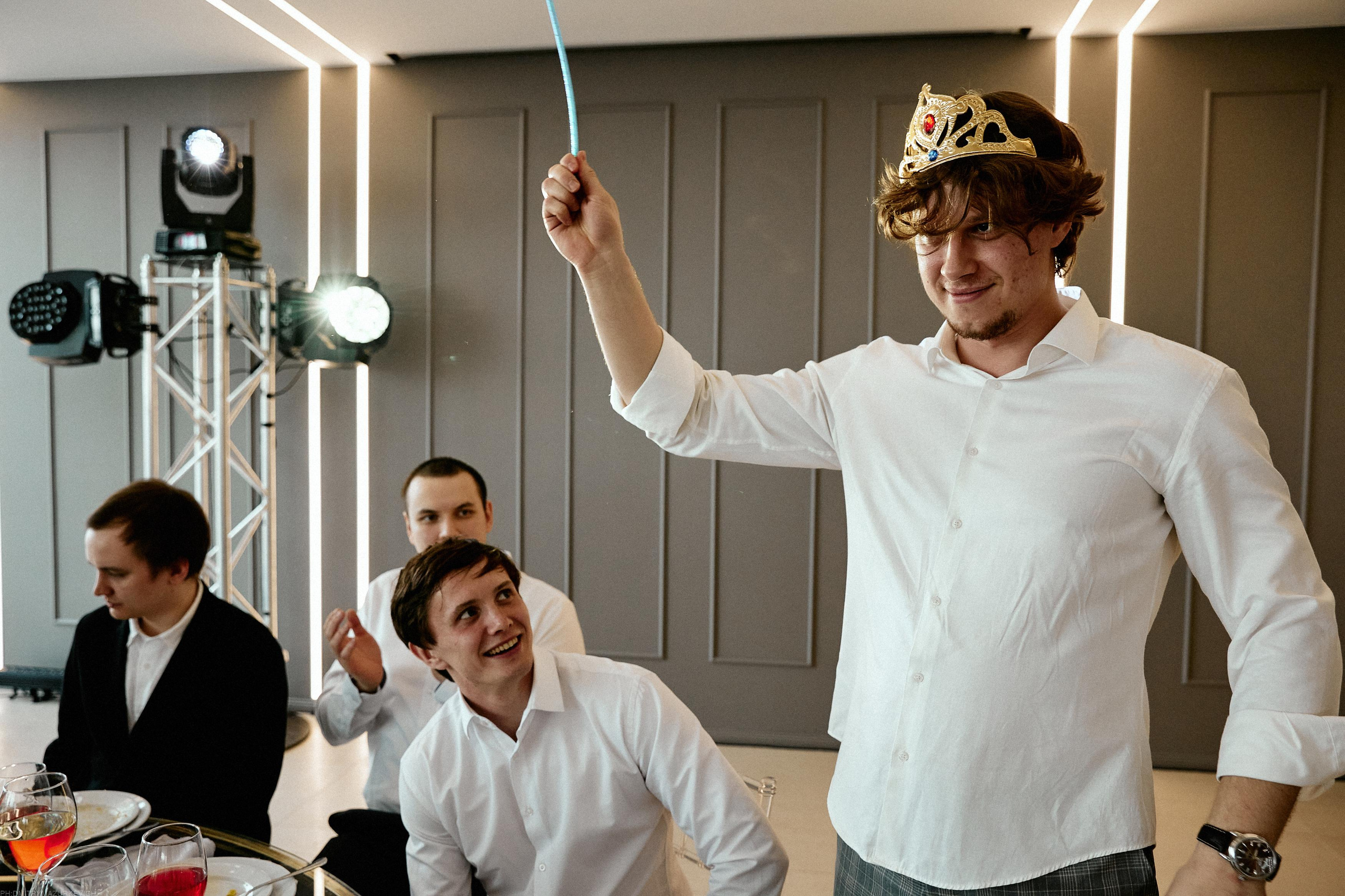 GIRL WITH DOBERMAN TATTOO. Дмитрий Мазуркевич: Профессиональный Репортажный Фотограф